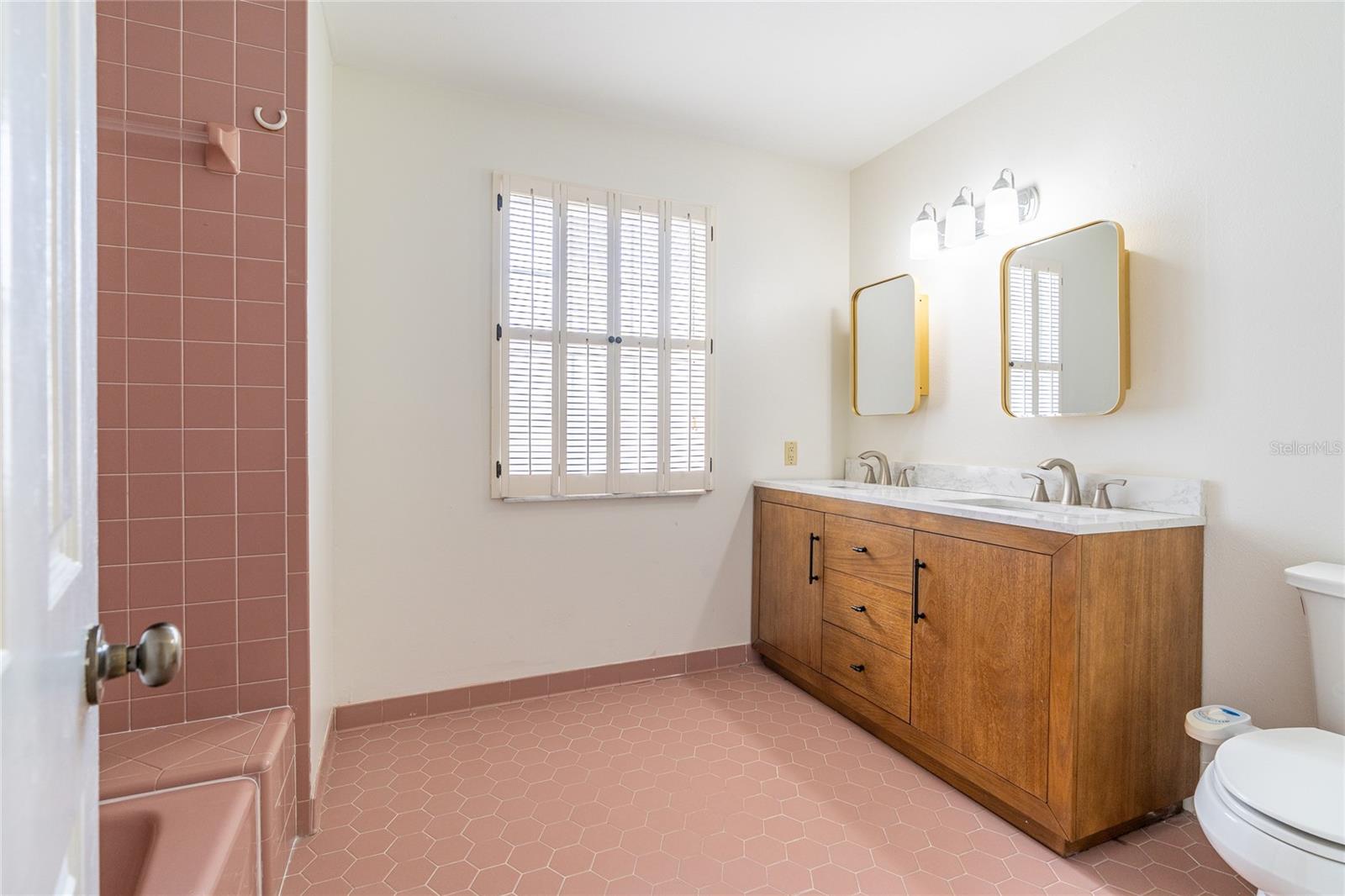 Image 61 of 78 For 2802 Hammock Drive