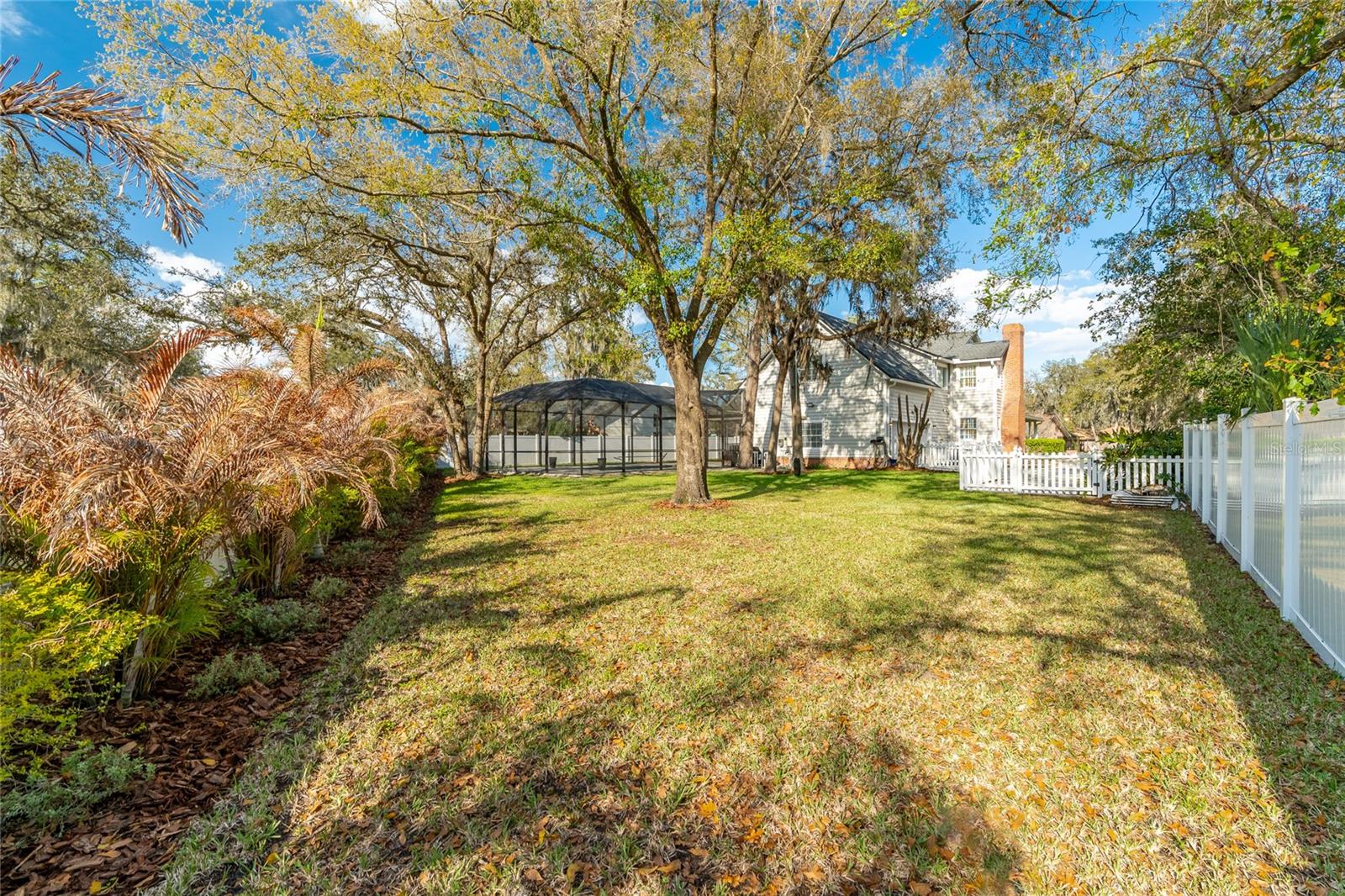 Image 7 of 78 For 2802 Hammock Drive