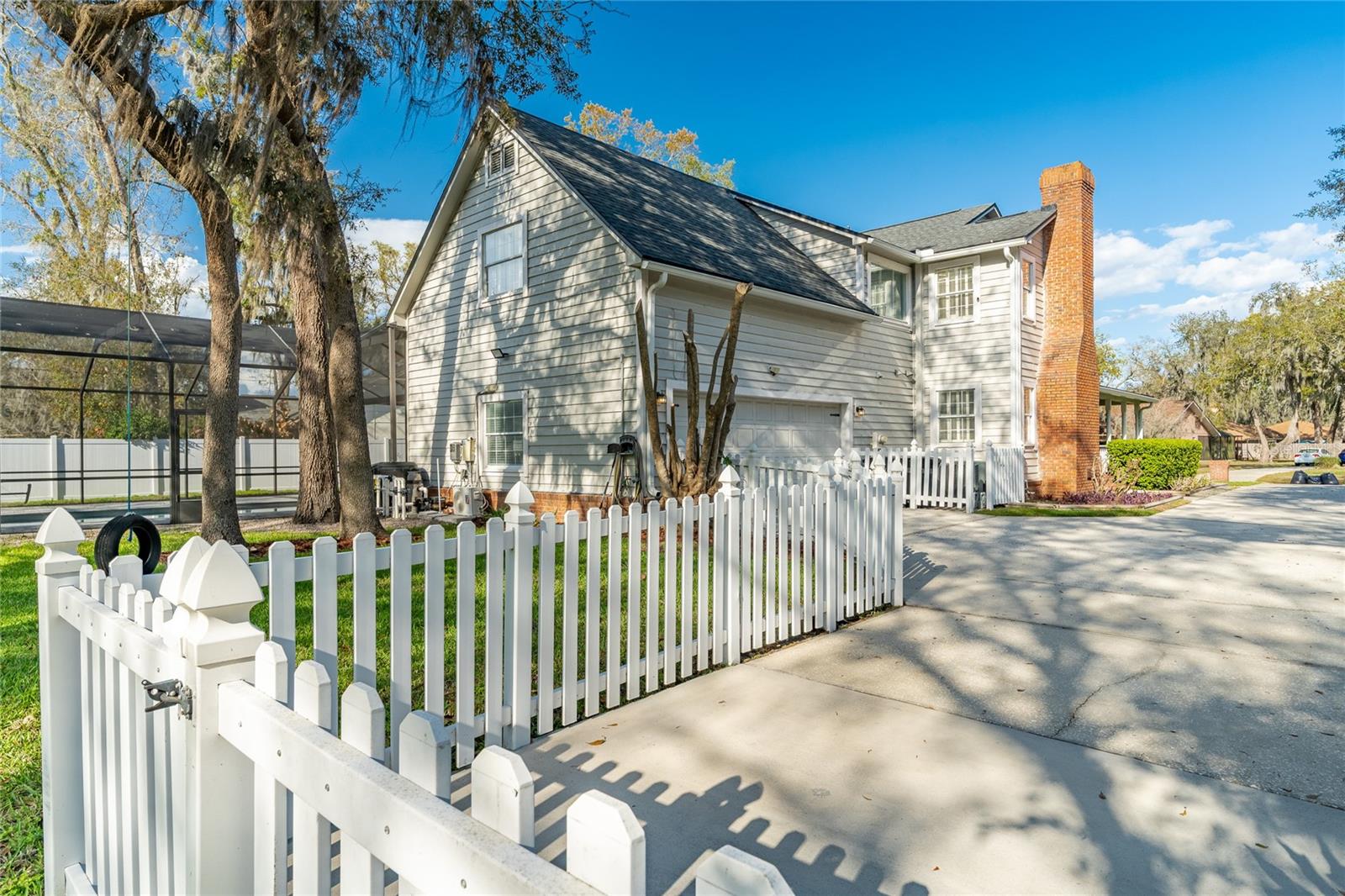 Image 8 of 78 For 2802 Hammock Drive