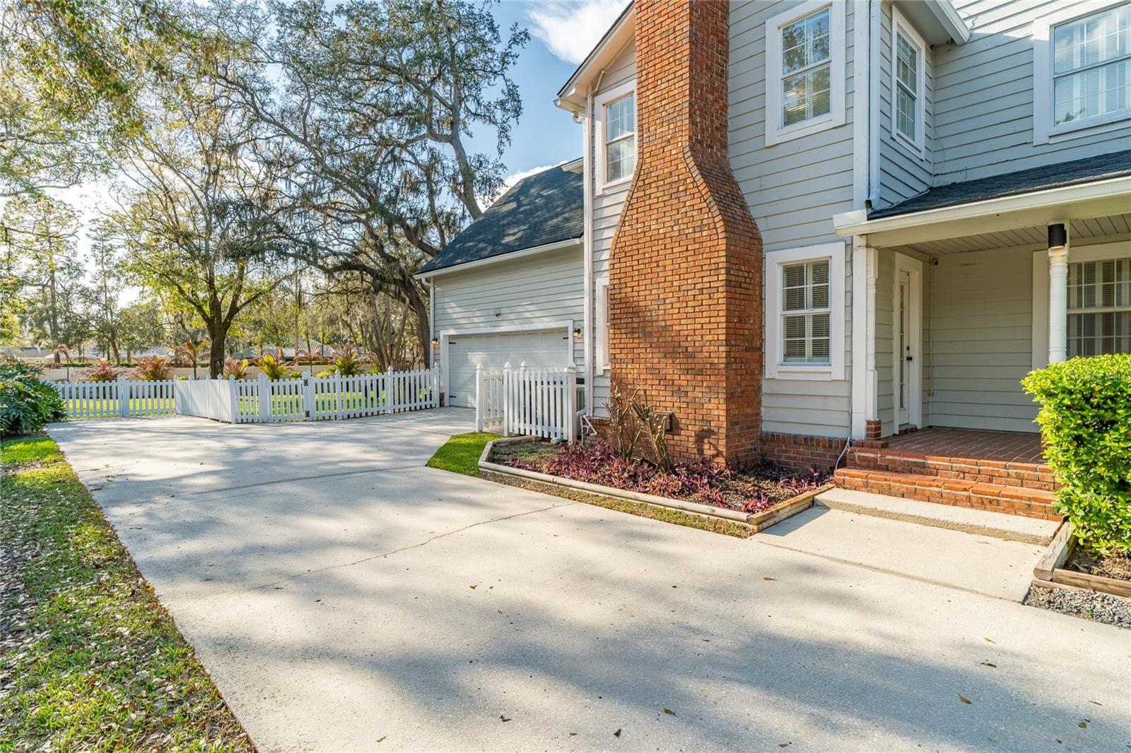 Image 9 of 78 For 2802 Hammock Drive