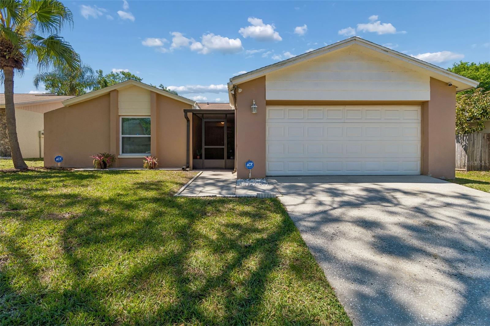 Details for 14827 Oak Vine Drive, LUTZ, FL 33559
