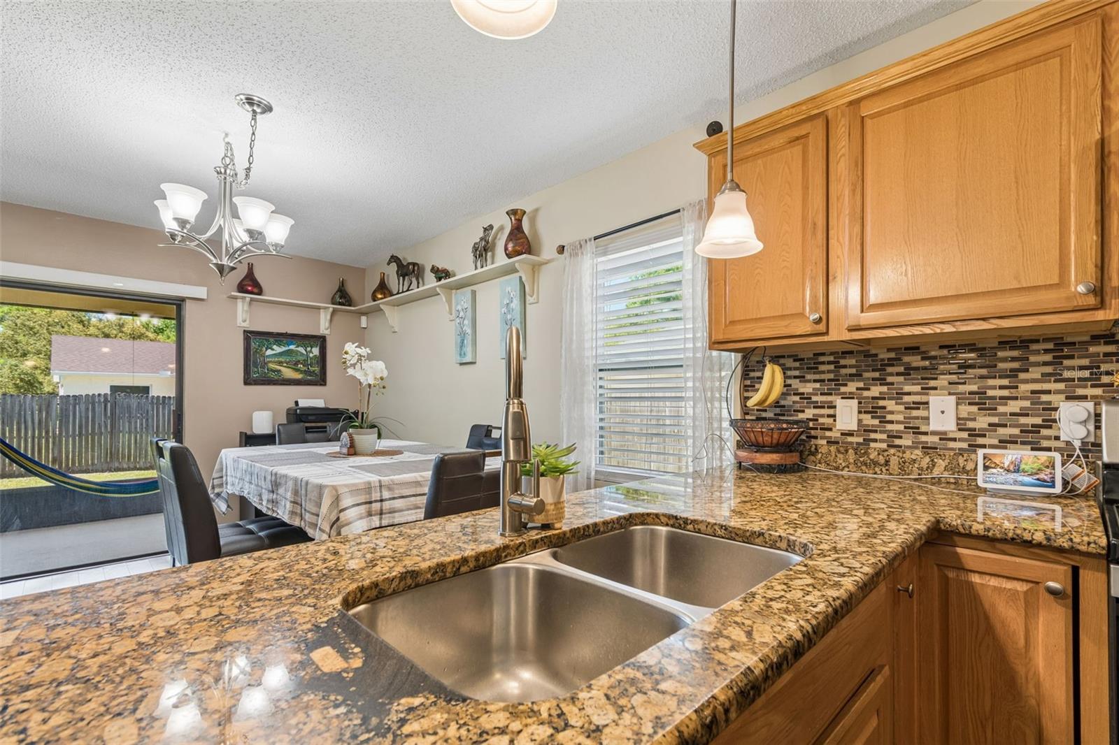 Image 11 of 50 For 14827 Oak Vine Drive