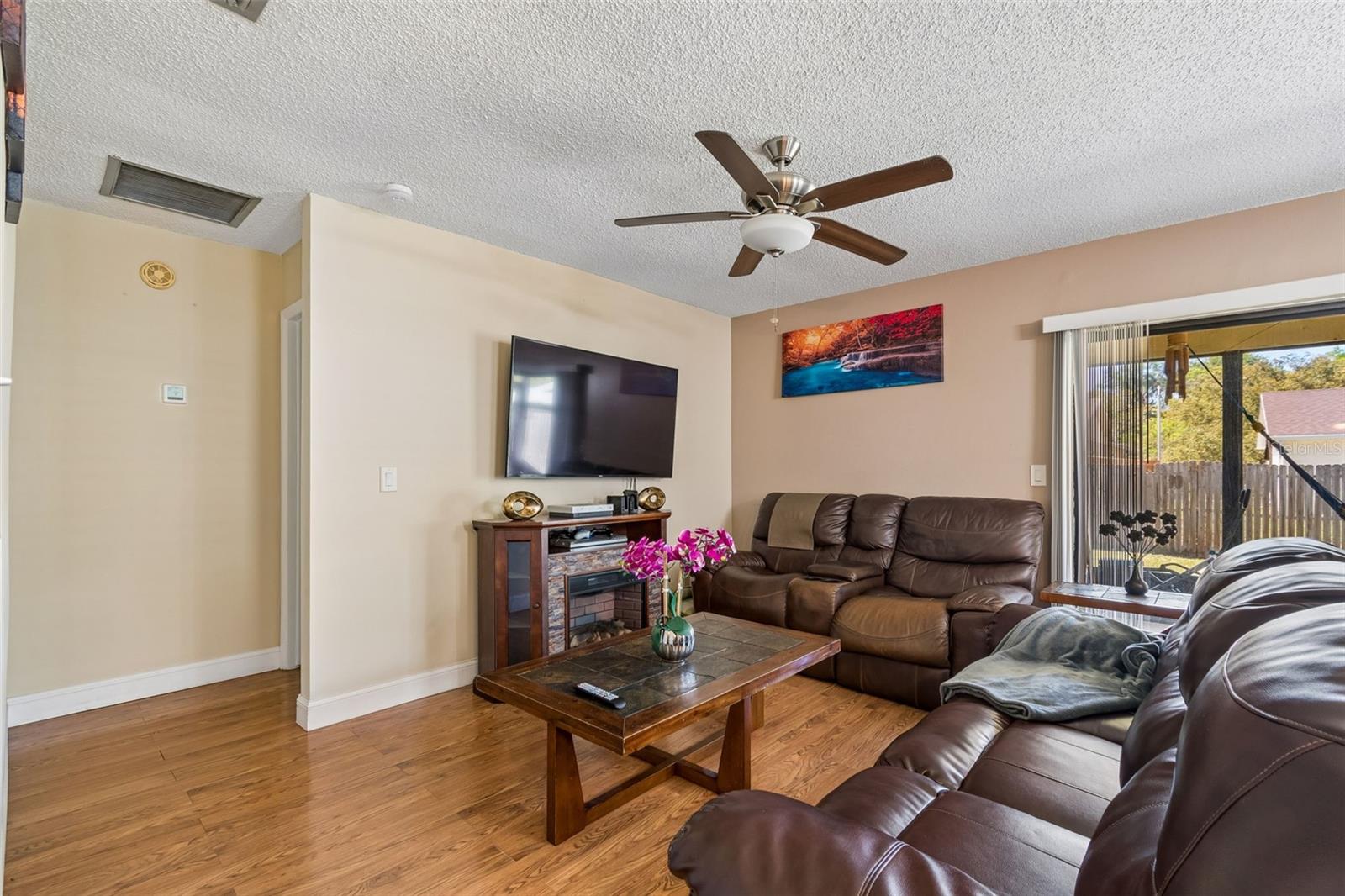 Image 15 of 50 For 14827 Oak Vine Drive