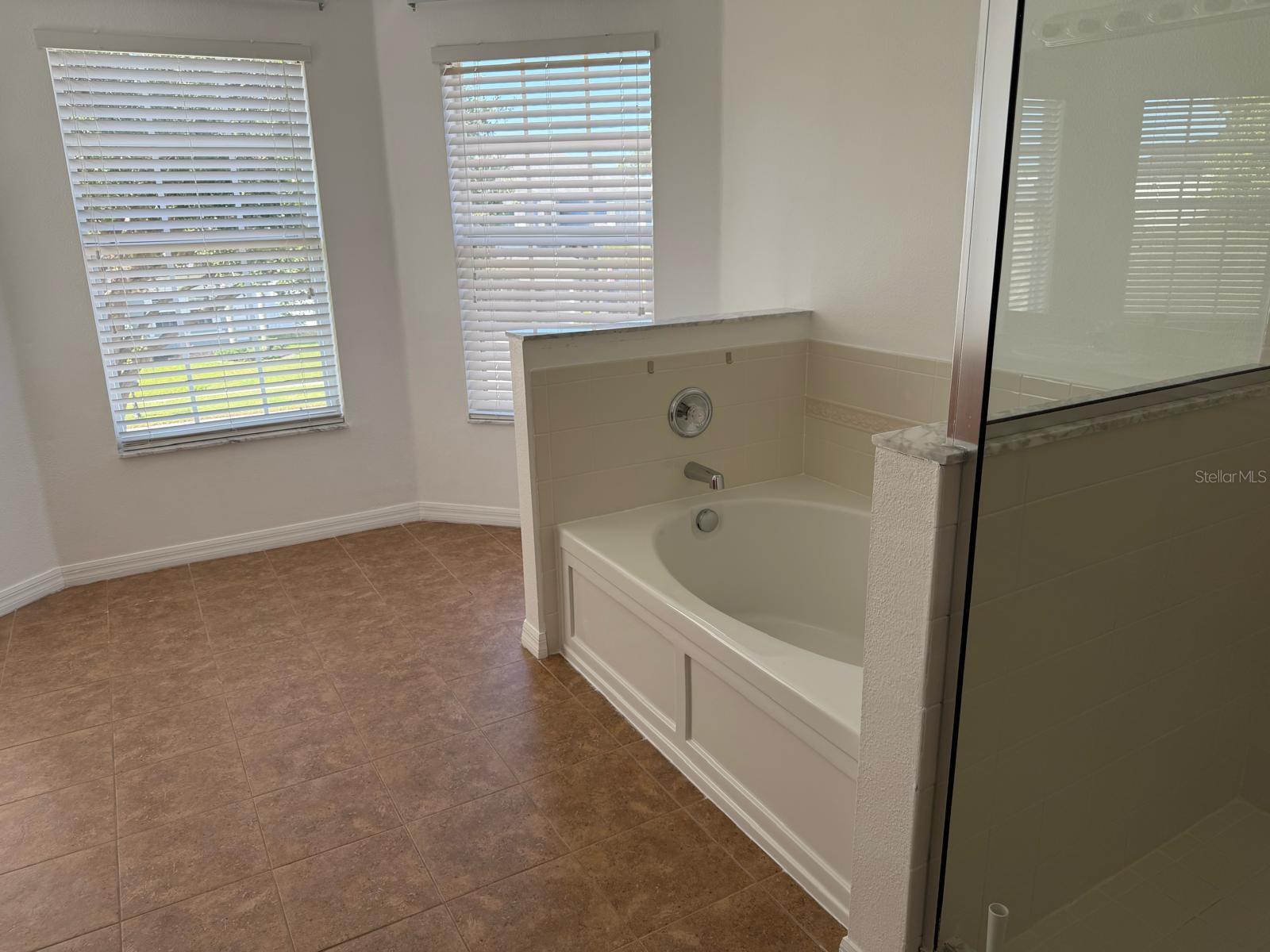 Image 24 of 37 For 3048 Chessington Drive