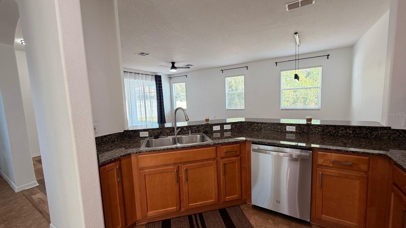 Image 27 of 37 For 3048 Chessington Drive