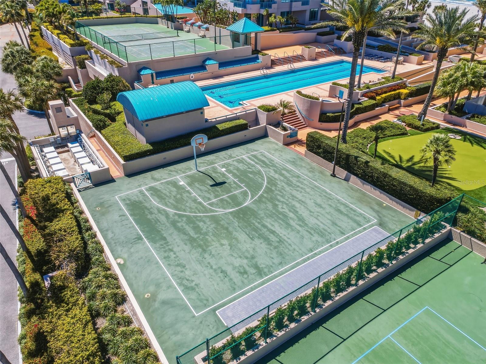 Image 47 of 56 For 1540 Gulf Boulevard 2102