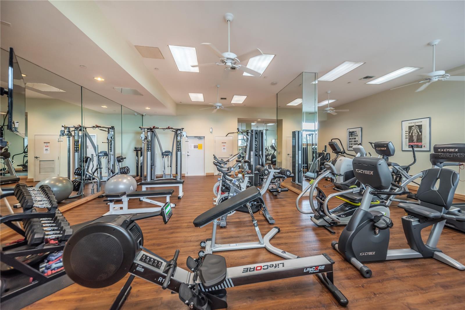 Image 48 of 56 For 1540 Gulf Boulevard 2102