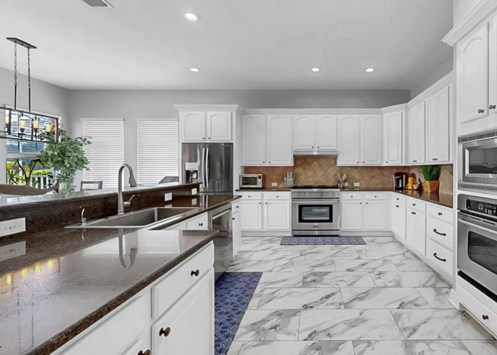 Listing photo id 24 for 5715 Sea Trout Place