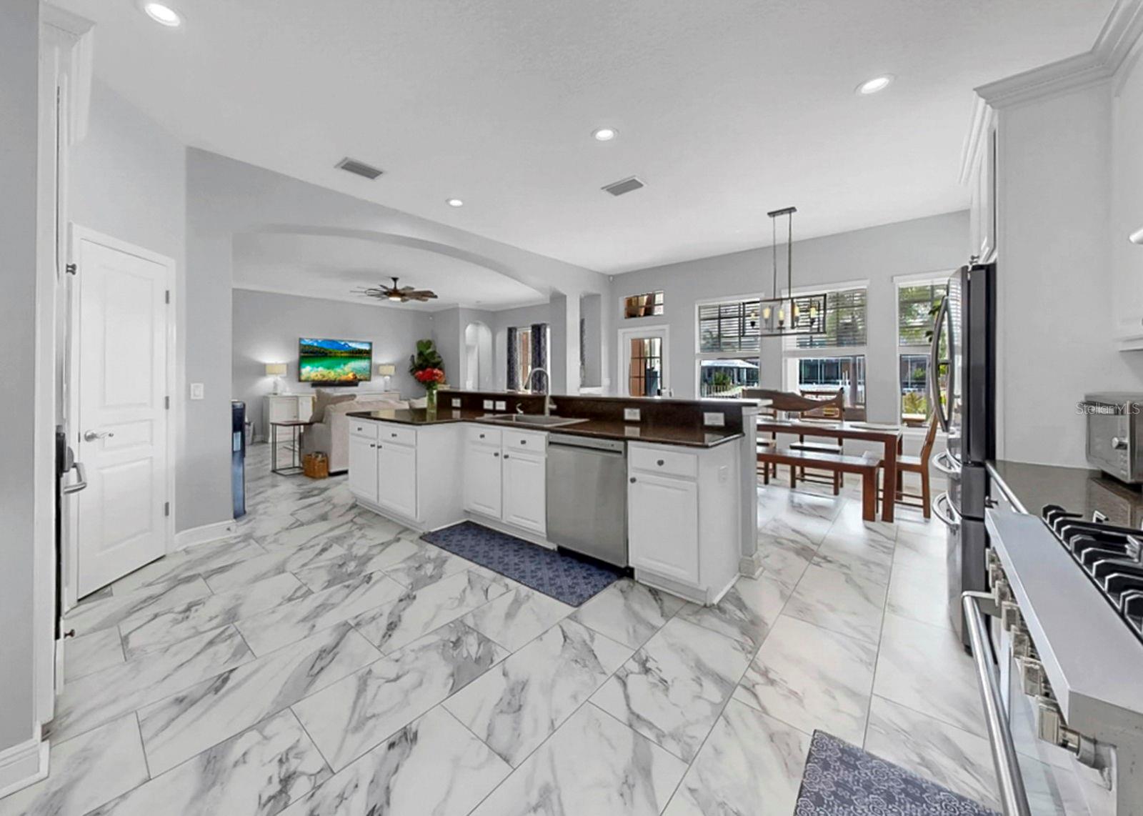 Listing photo id 26 for 5715 Sea Trout Place