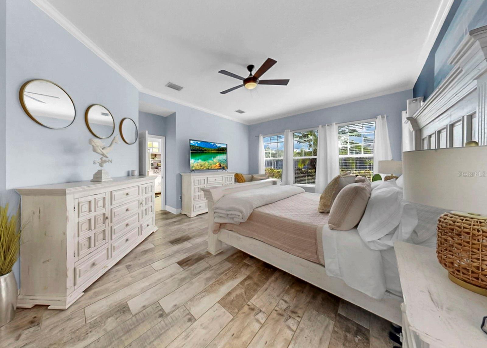 Listing photo id 36 for 5715 Sea Trout Place