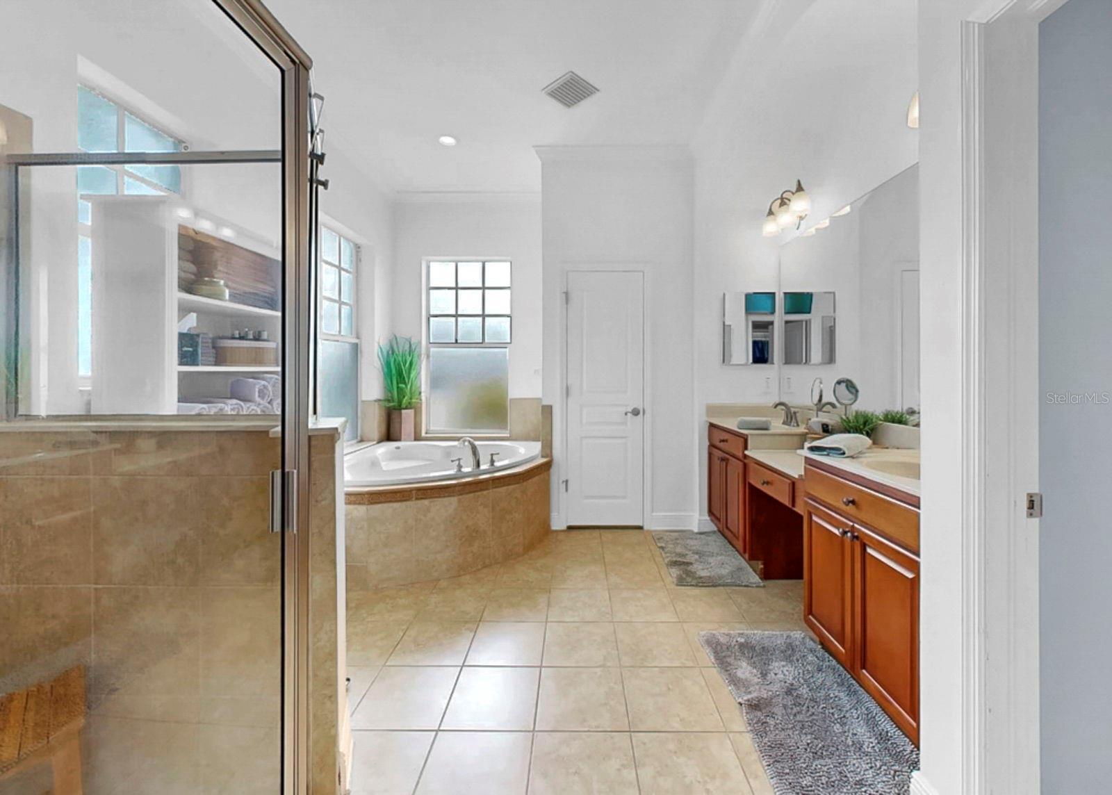 Listing photo id 39 for 5715 Sea Trout Place