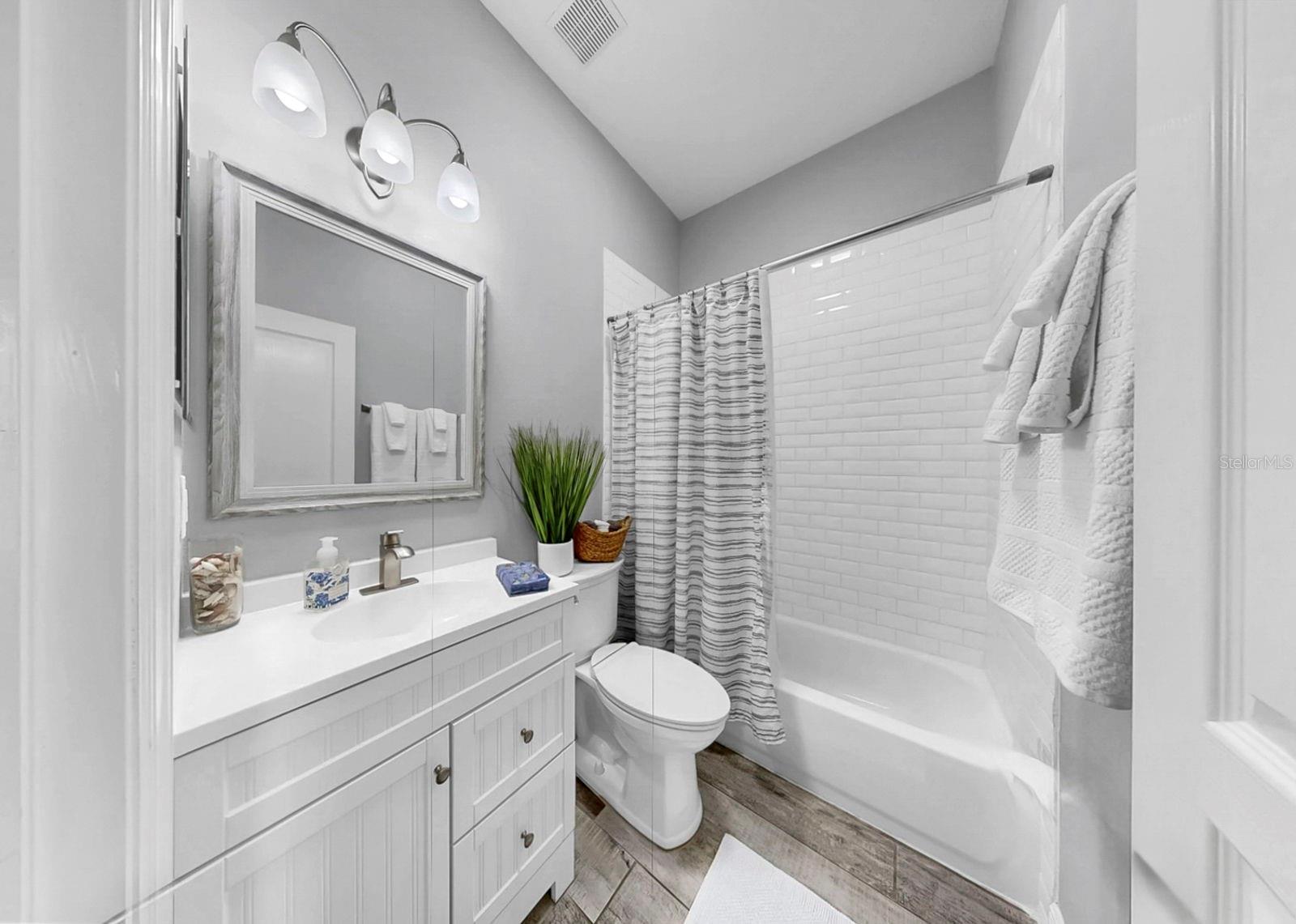 Listing photo id 48 for 5715 Sea Trout Place