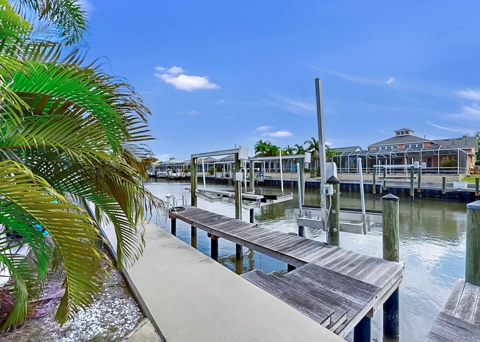 Listing photo id 60 for 5715 Sea Trout Place