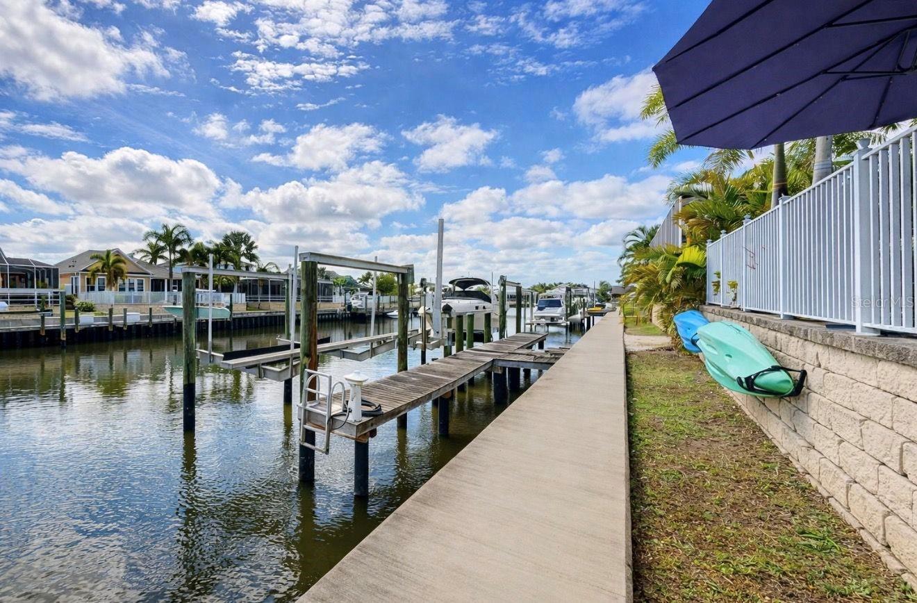 Listing photo id 61 for 5715 Sea Trout Place