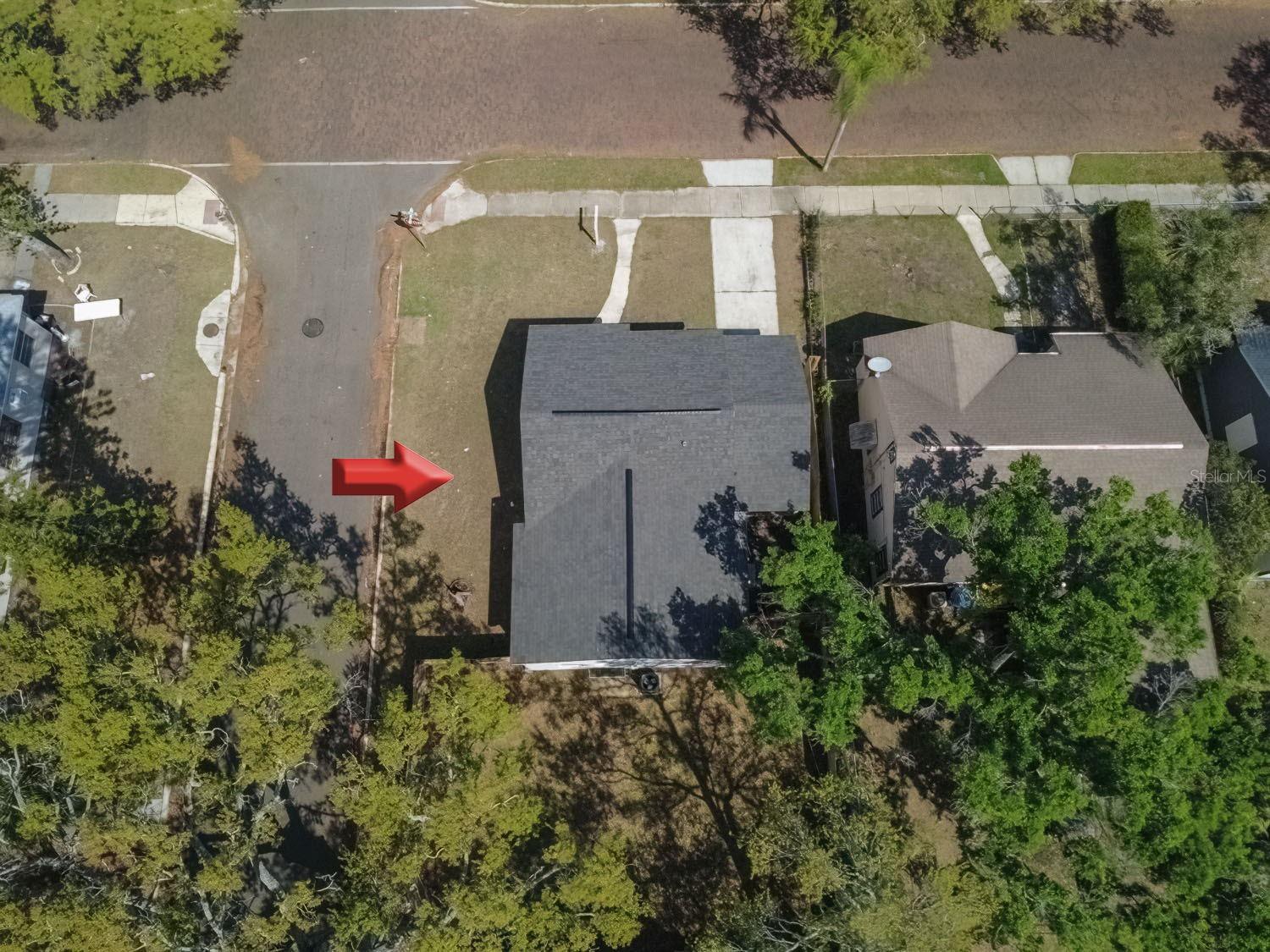 Image 11 of 94 For 546 16th Avenue S