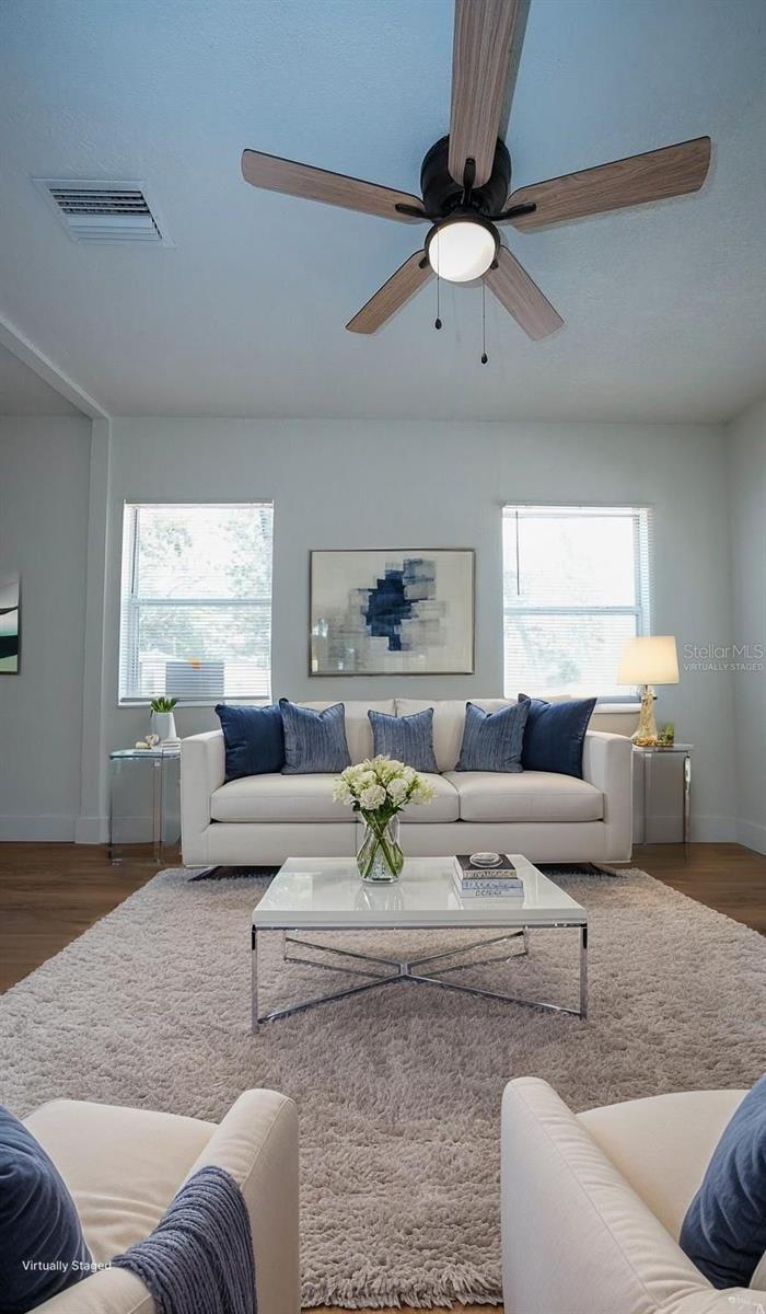 Image 27 of 94 For 546 16th Avenue S