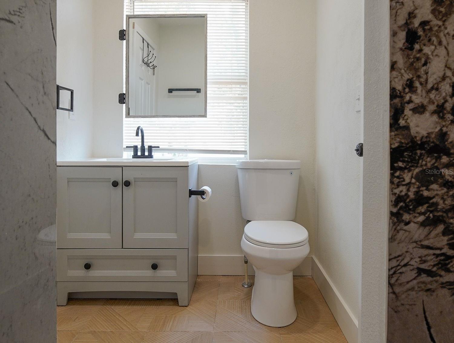 Image 80 of 94 For 546 16th Avenue S