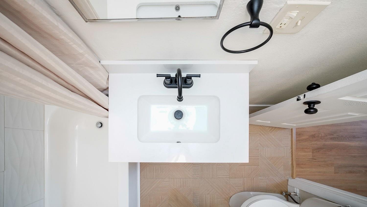 Image 92 of 94 For 546 16th Avenue S