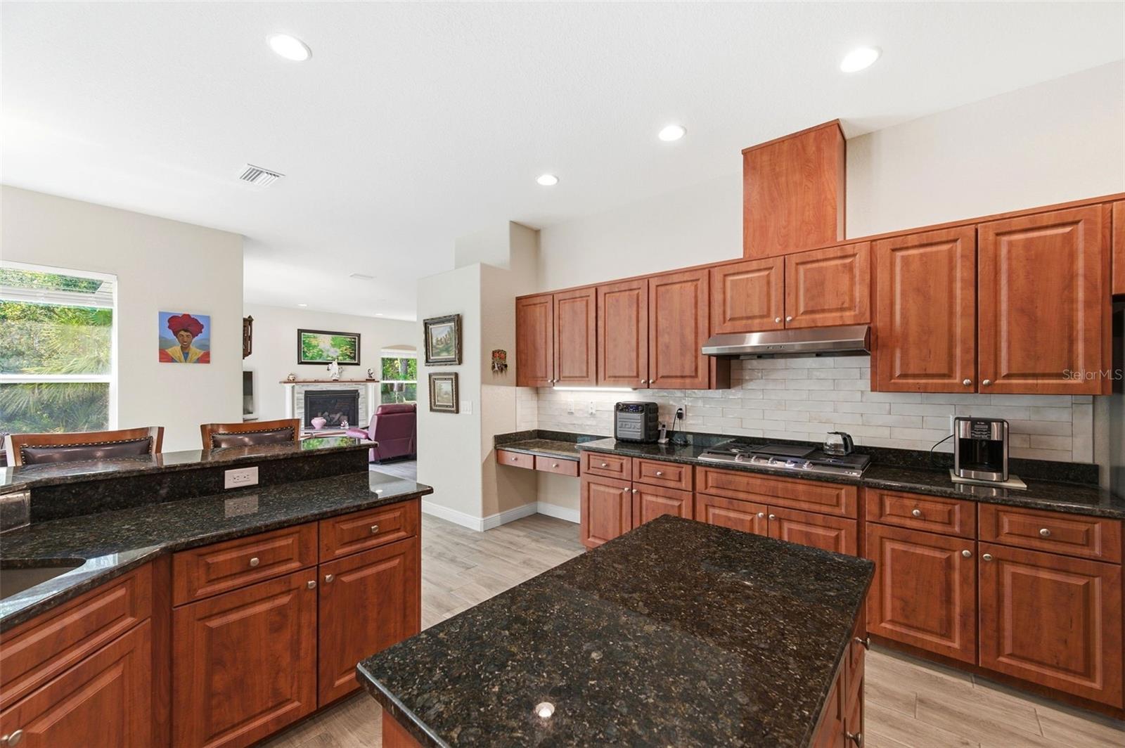 Image 10 of 87 For 4453 Lake In The Woods Drive