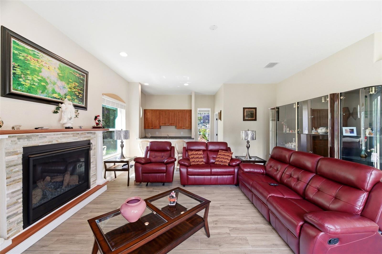 Image 16 of 87 For 4453 Lake In The Woods Drive