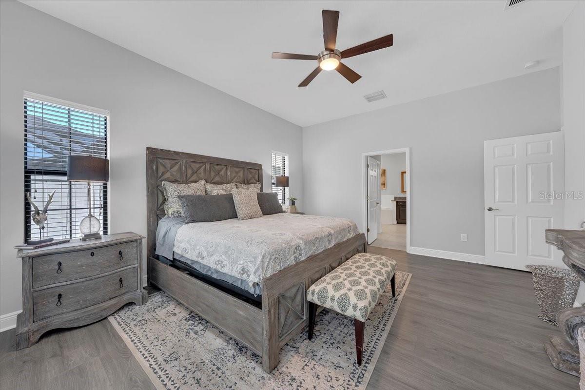 Image 20 of 38 For 13818 Moonstone Canyon Drive