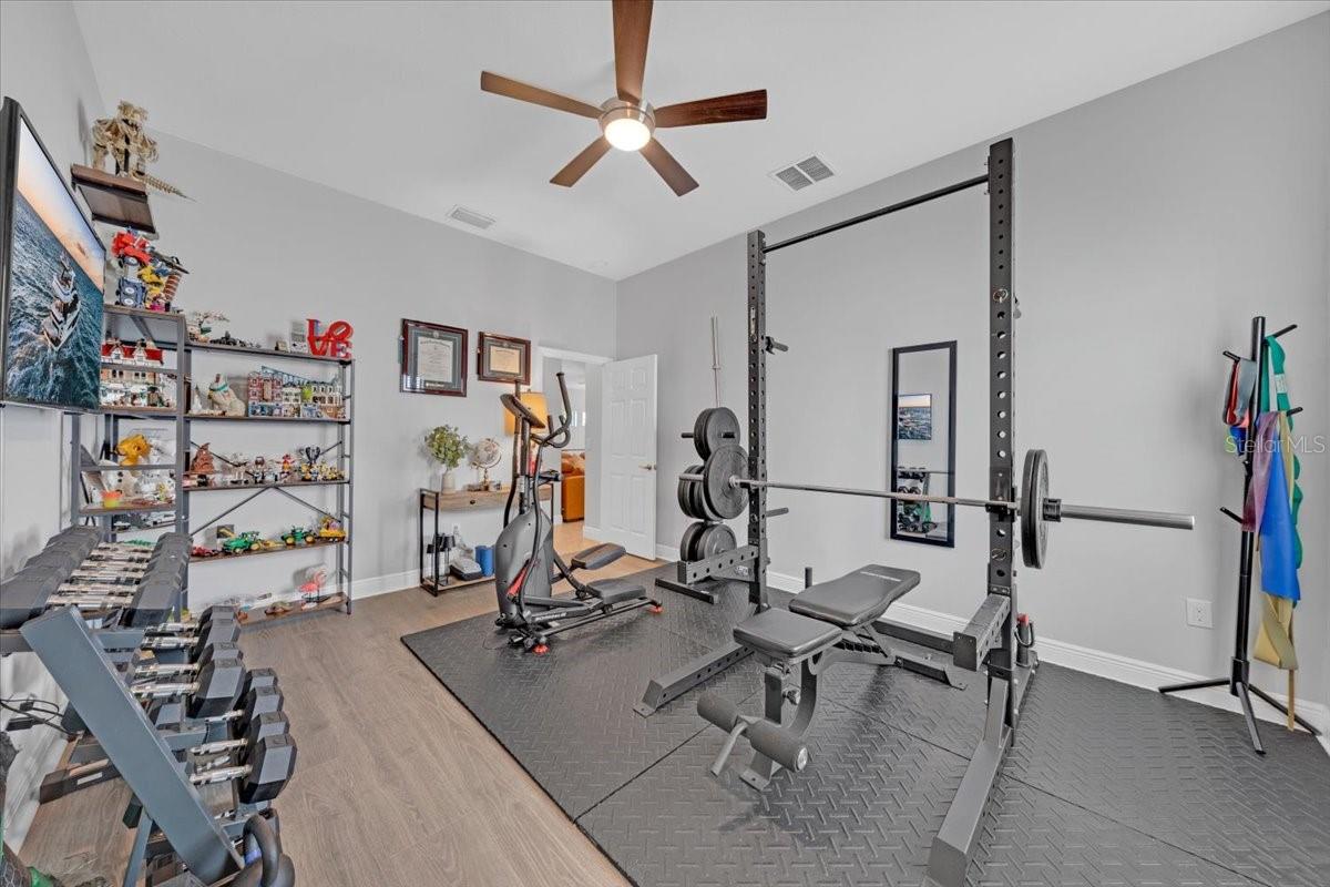 Image 29 of 38 For 13818 Moonstone Canyon Drive