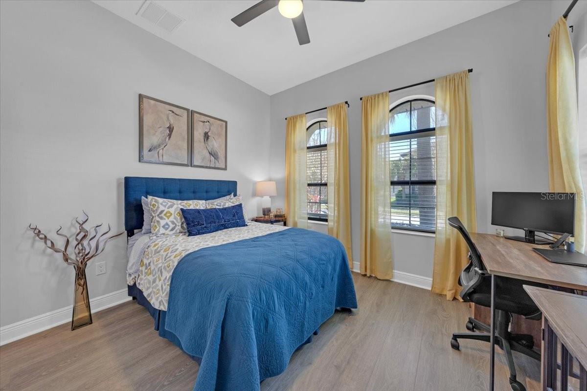 Image 7 of 38 For 13818 Moonstone Canyon Drive