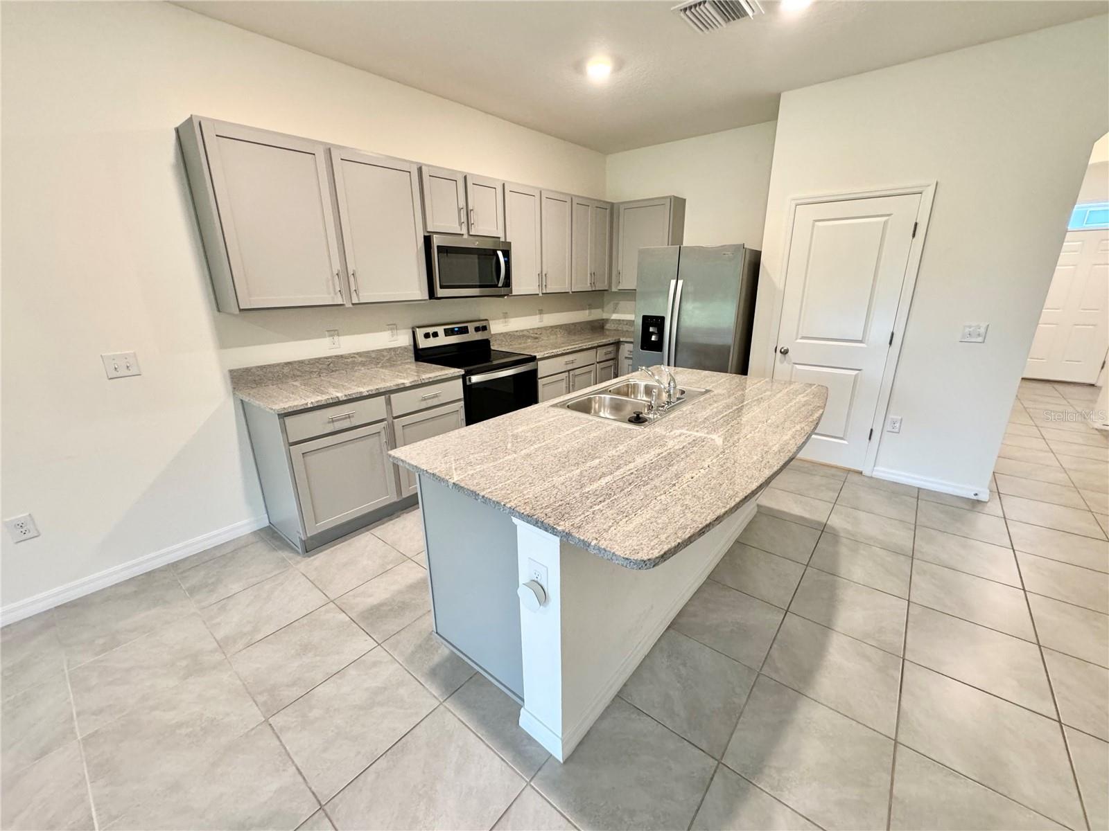 Image 20 of 84 For 1610 Colt Creek Place