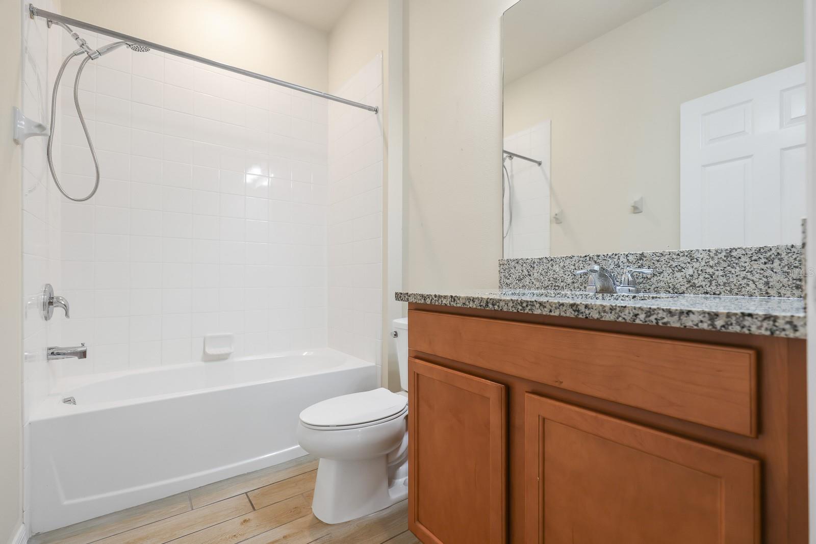 Image 20 of 44 For 13441 Palmera Vista Drive