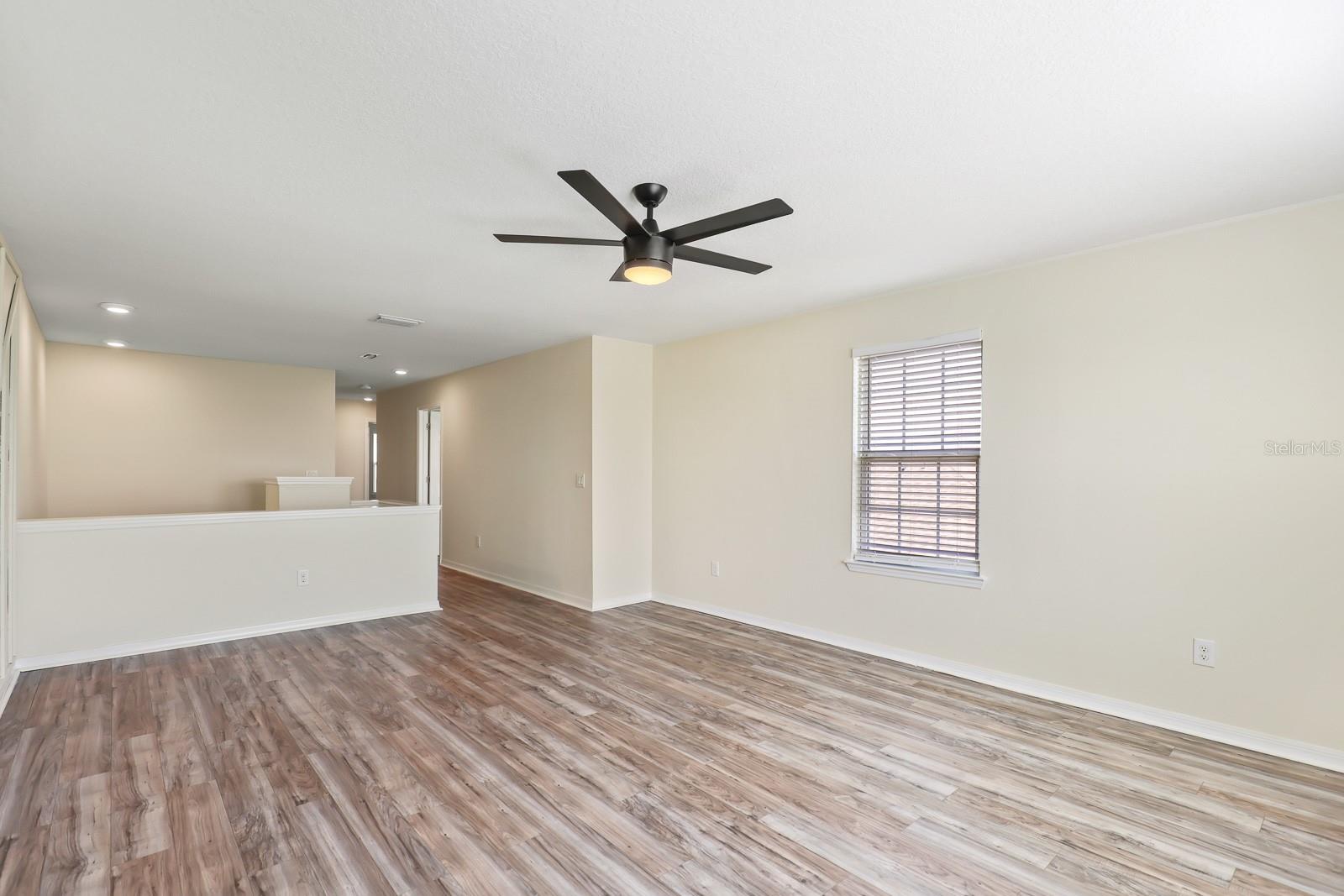 Image 37 of 44 For 13441 Palmera Vista Drive