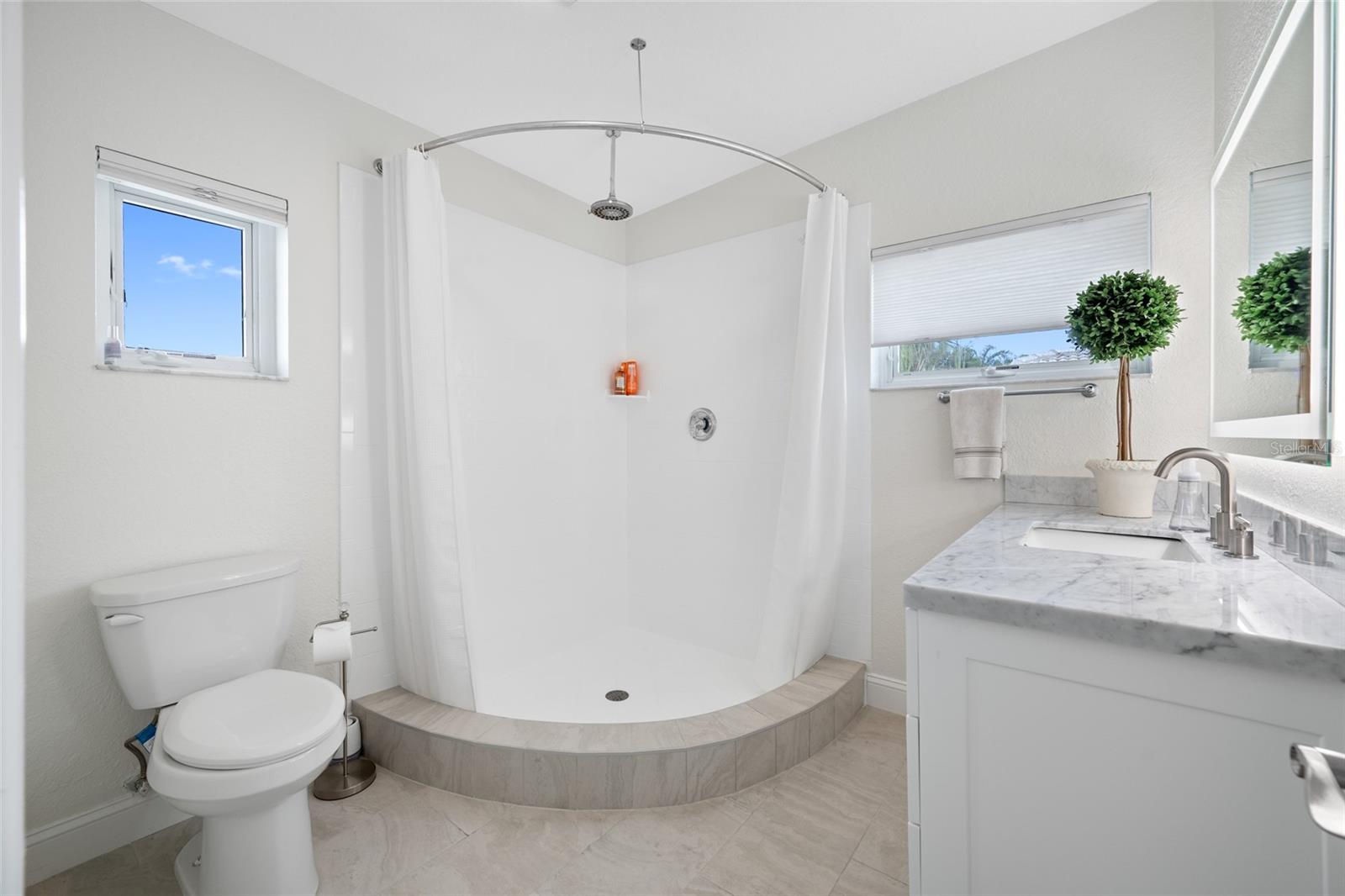 Image 11 of 100 For 540 59th Avenue