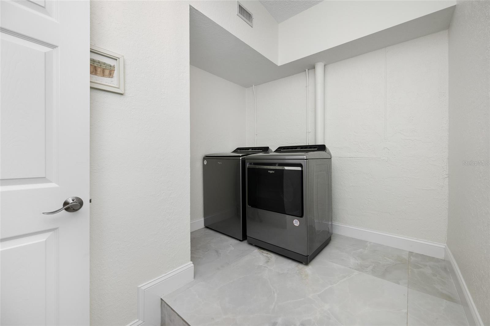 Image 41 of 100 For 540 59th Avenue