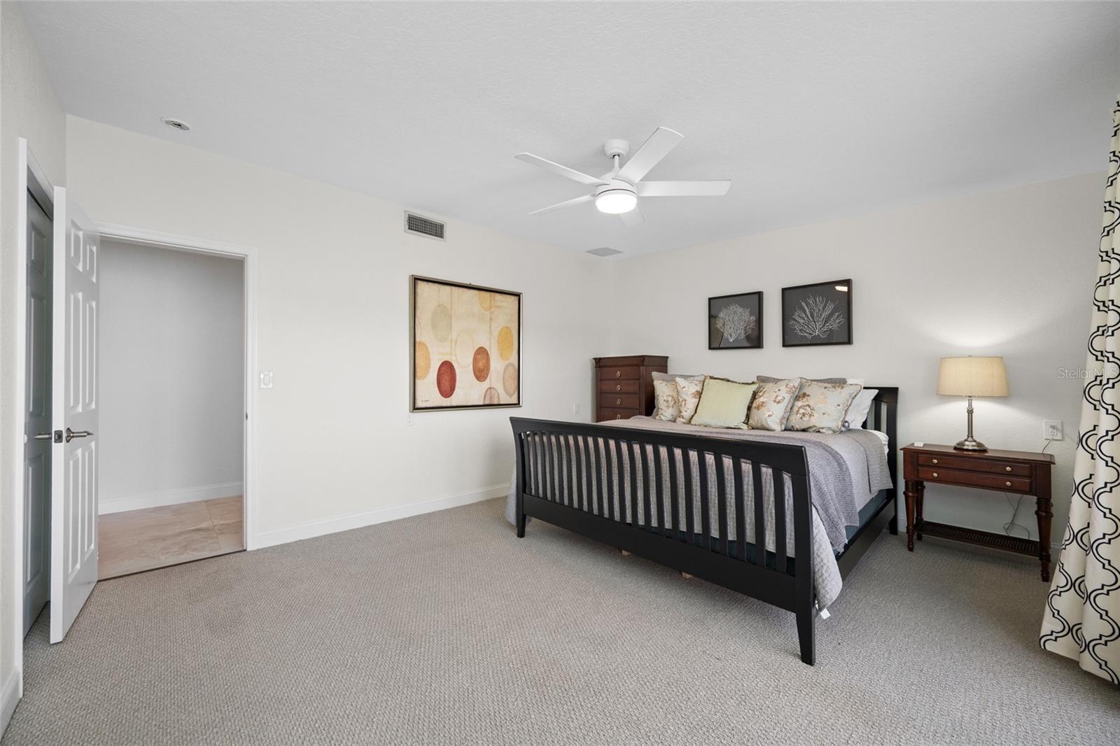 Image 8 of 100 For 540 59th Avenue