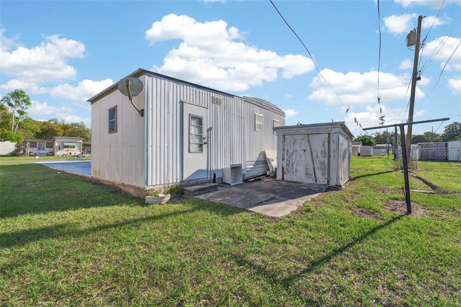 Image 31 of 32 For 39136 Flora Avenue