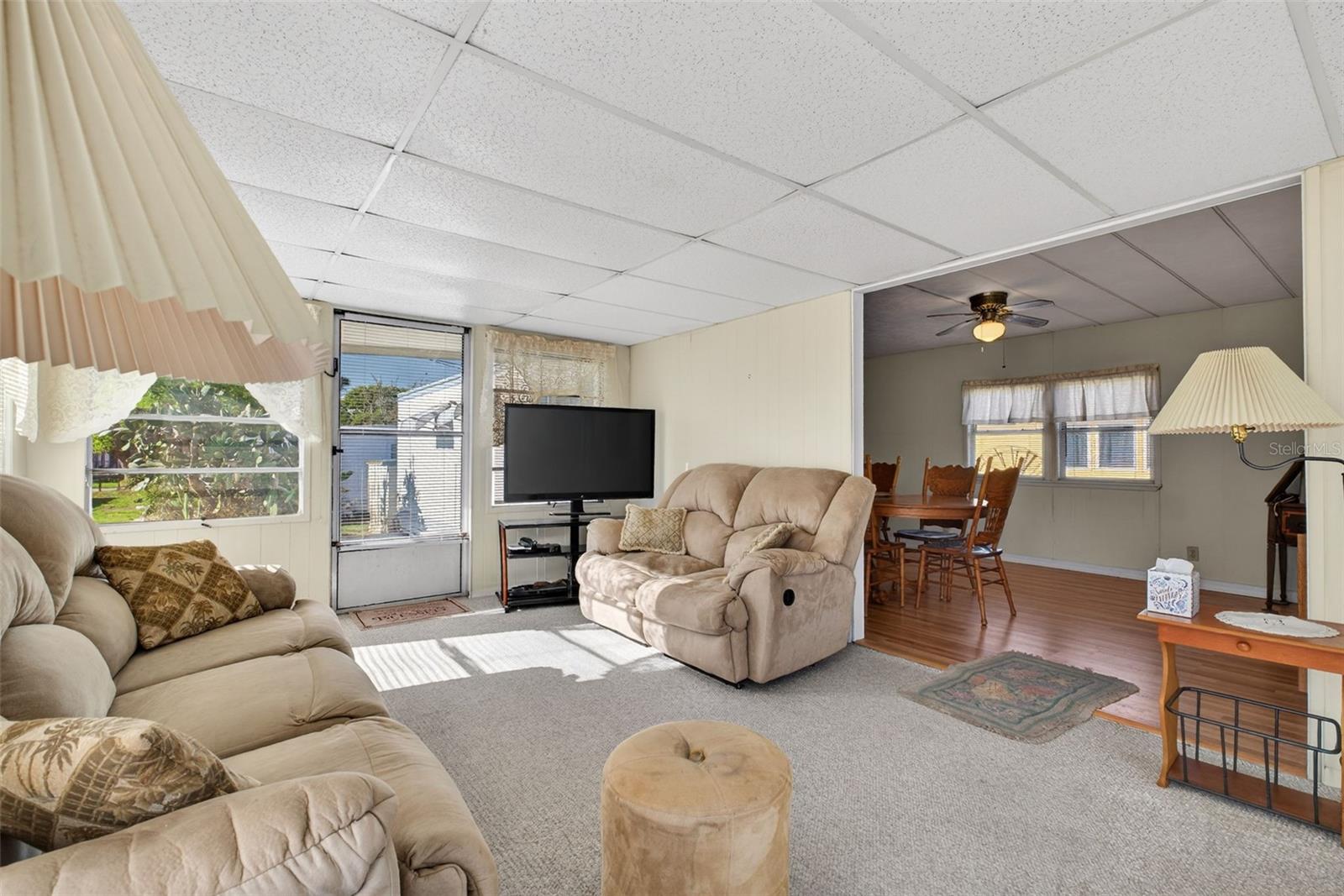 Image 8 of 32 For 39136 Flora Avenue