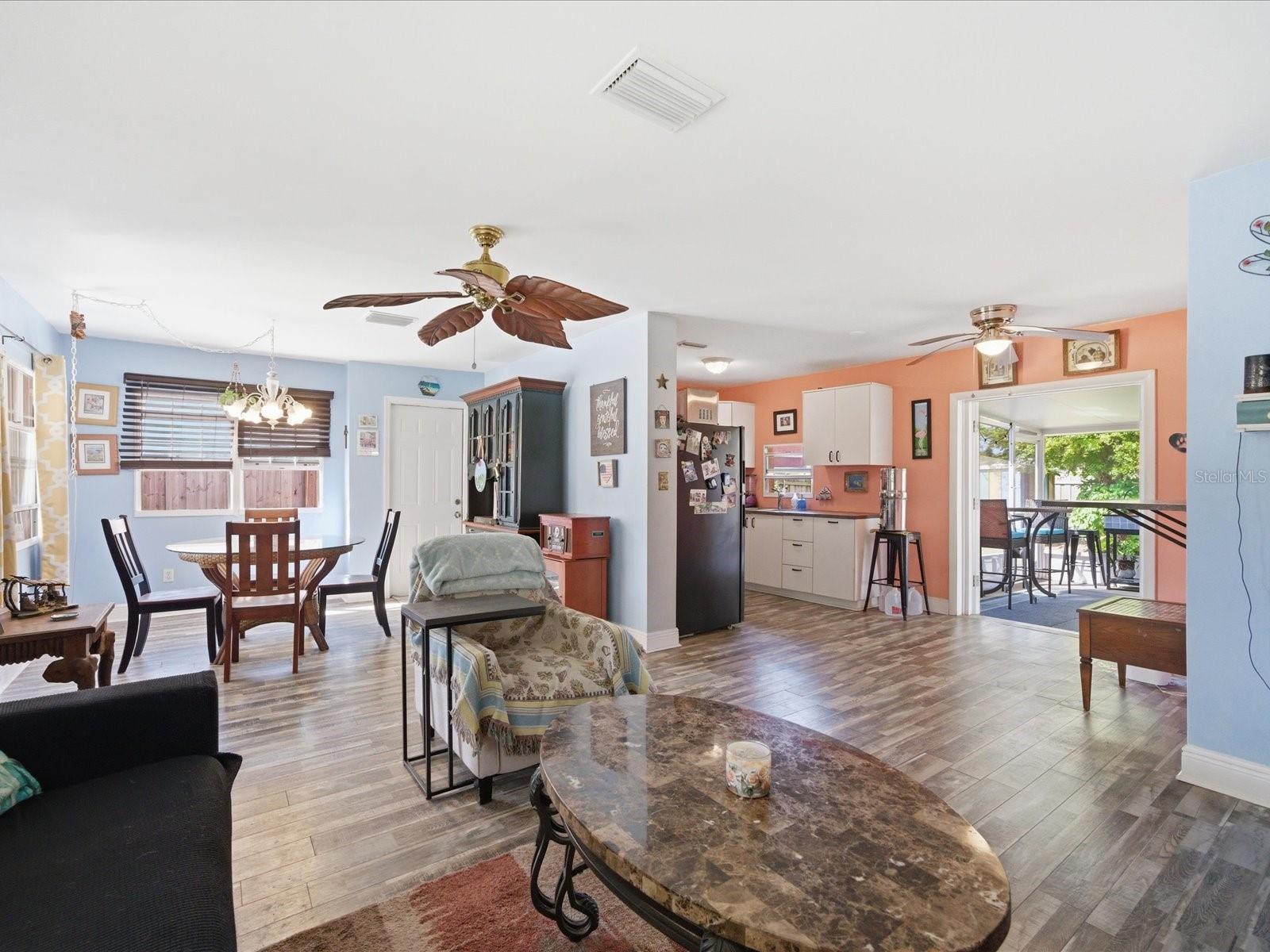 Image 10 of 35 For 10698 106th Street