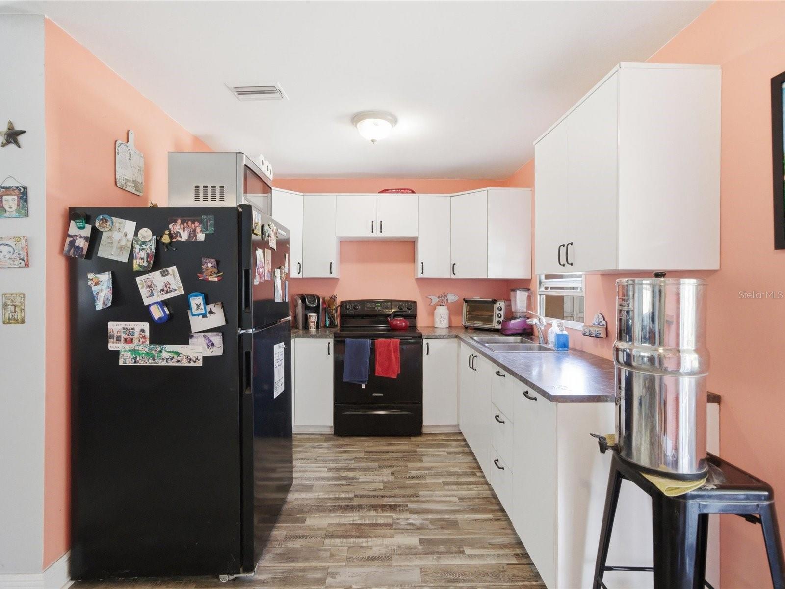 Image 15 of 35 For 10698 106th Street