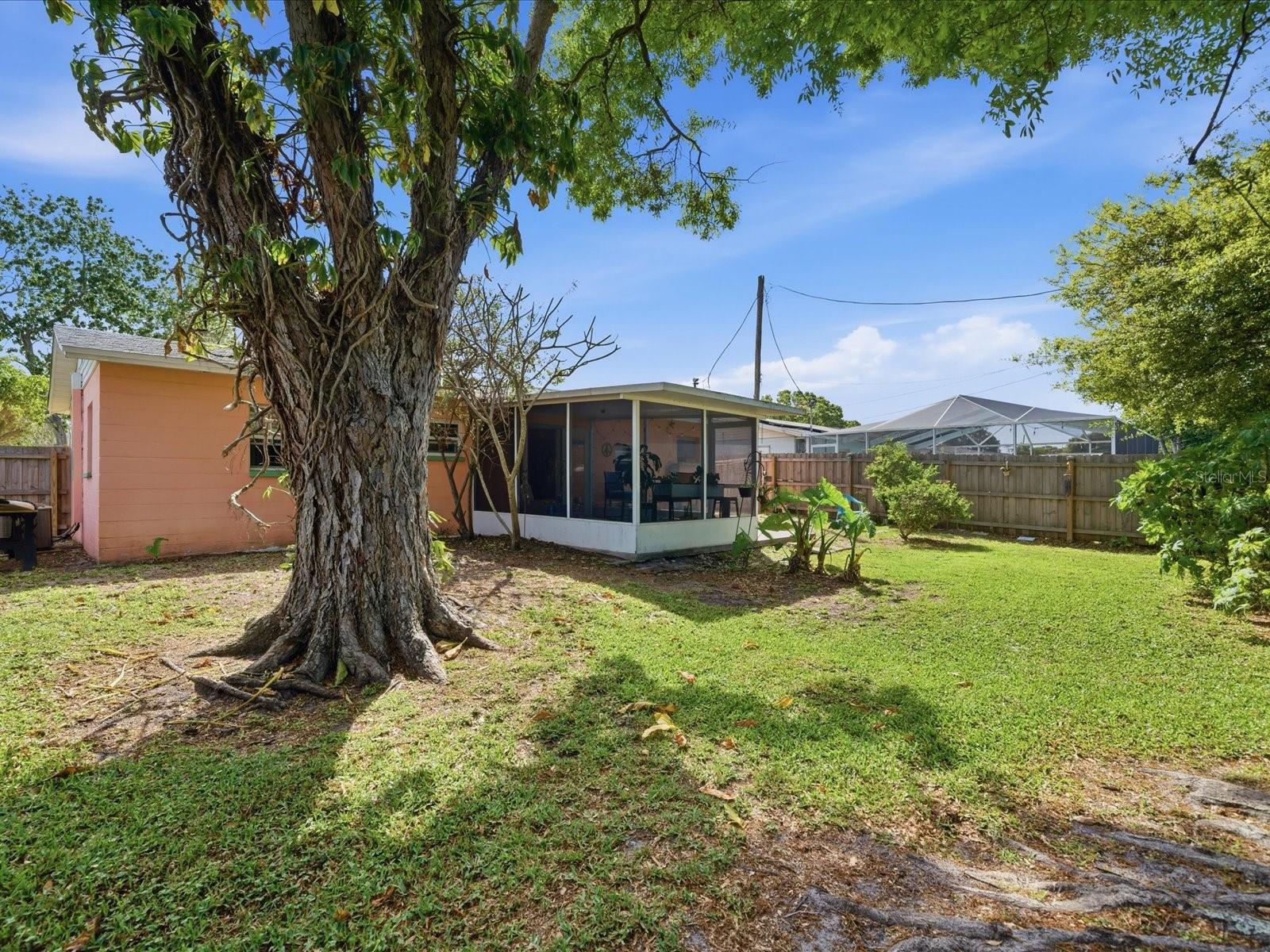 Image 33 of 35 For 10698 106th Street