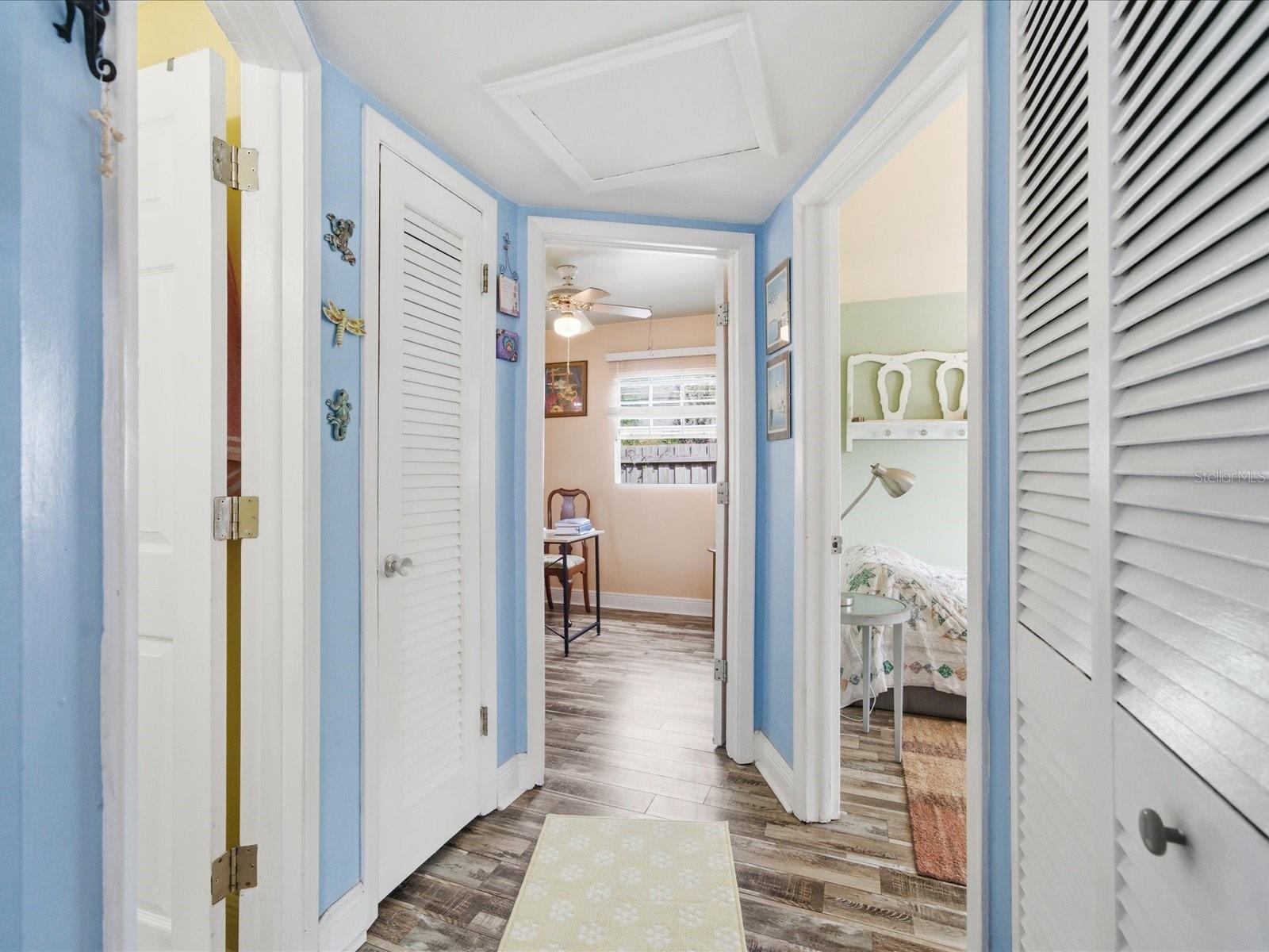 Image 7 of 35 For 10698 106th Street