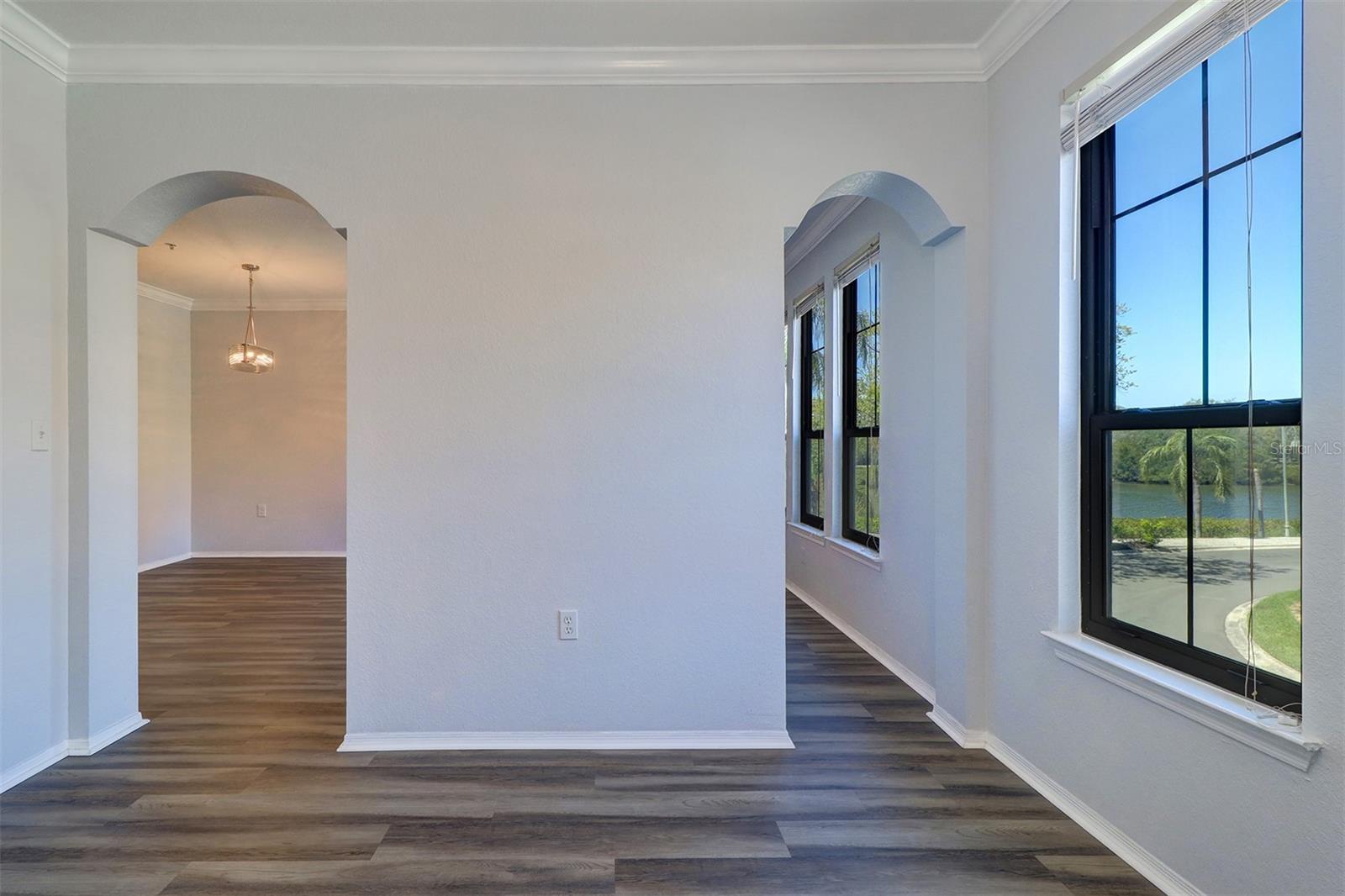 Image 14 of 49 For 2722 Via Tivoli  422b