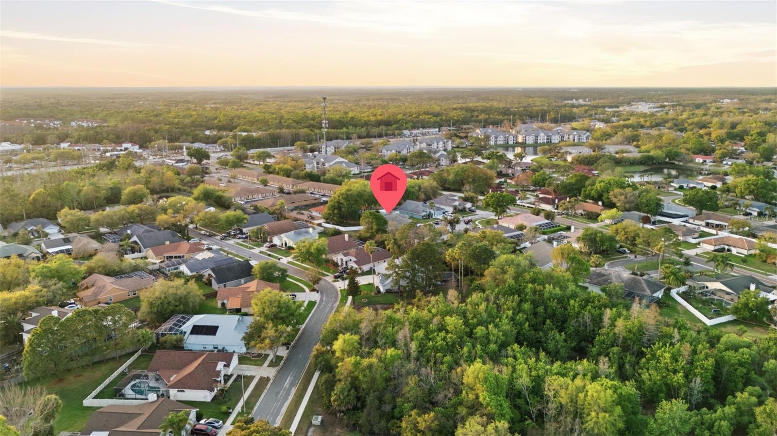 Listing photo id 57 for 18302 Saint James Court