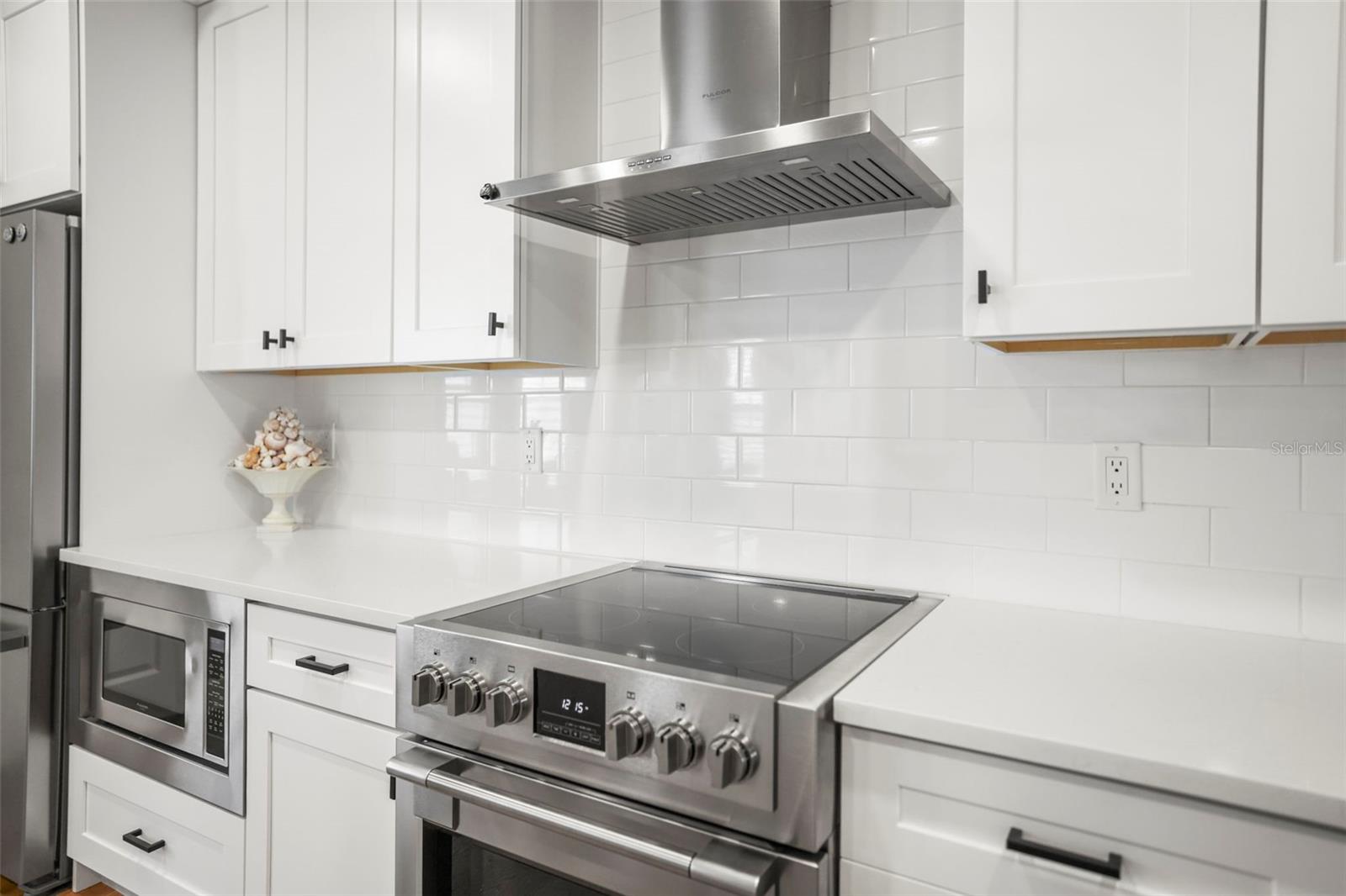 Image 12 of 73 For 1340 Bayshore Boulevard 502