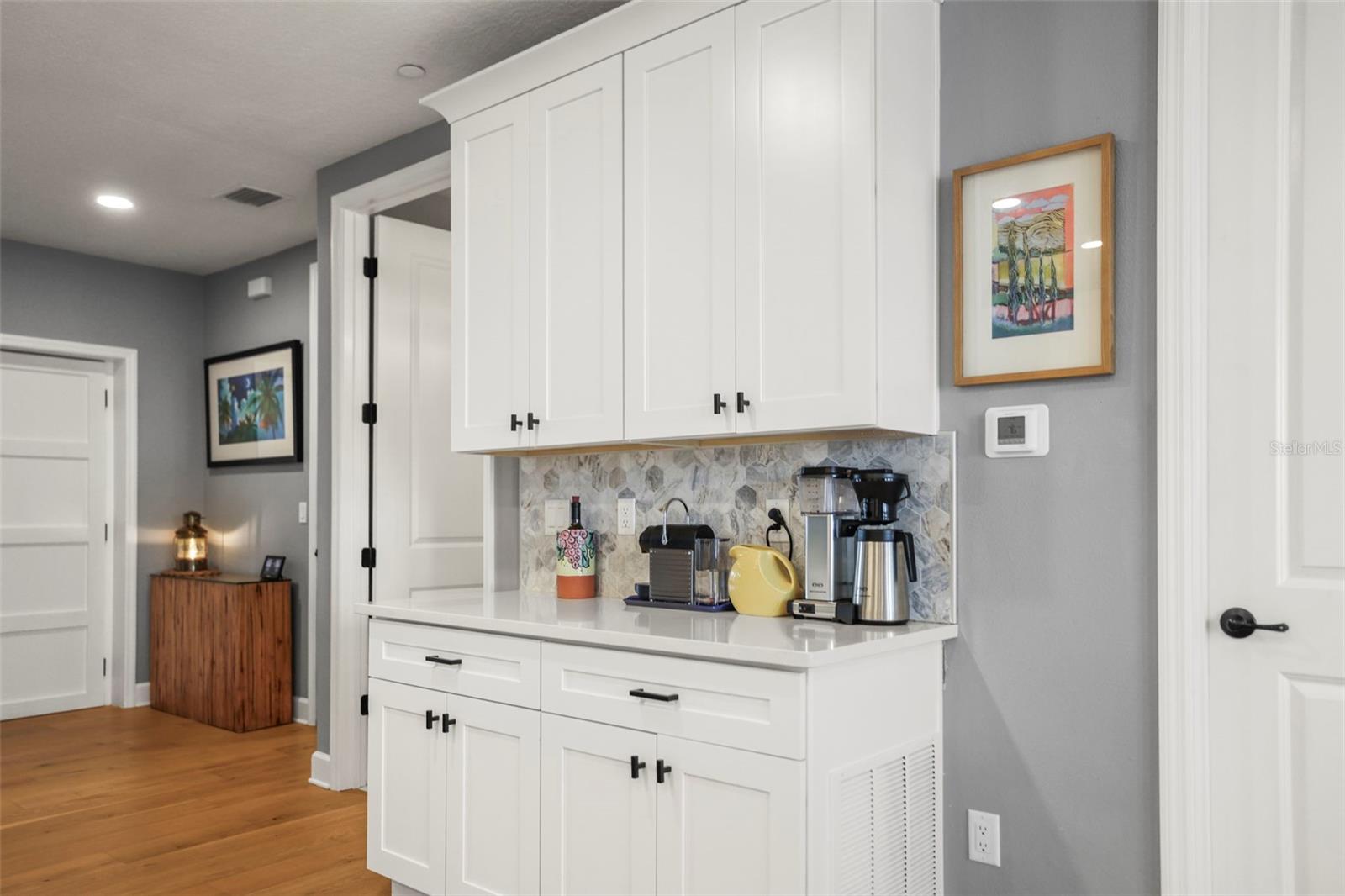 Image 15 of 73 For 1340 Bayshore Boulevard 502