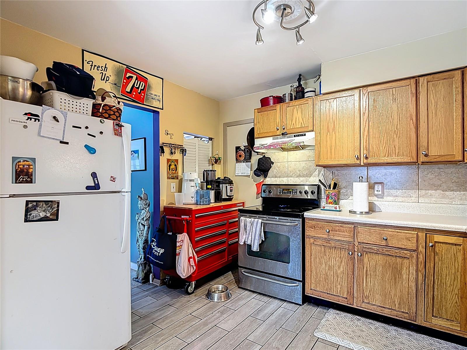 Image 13 of 64 For 201 Mason Street