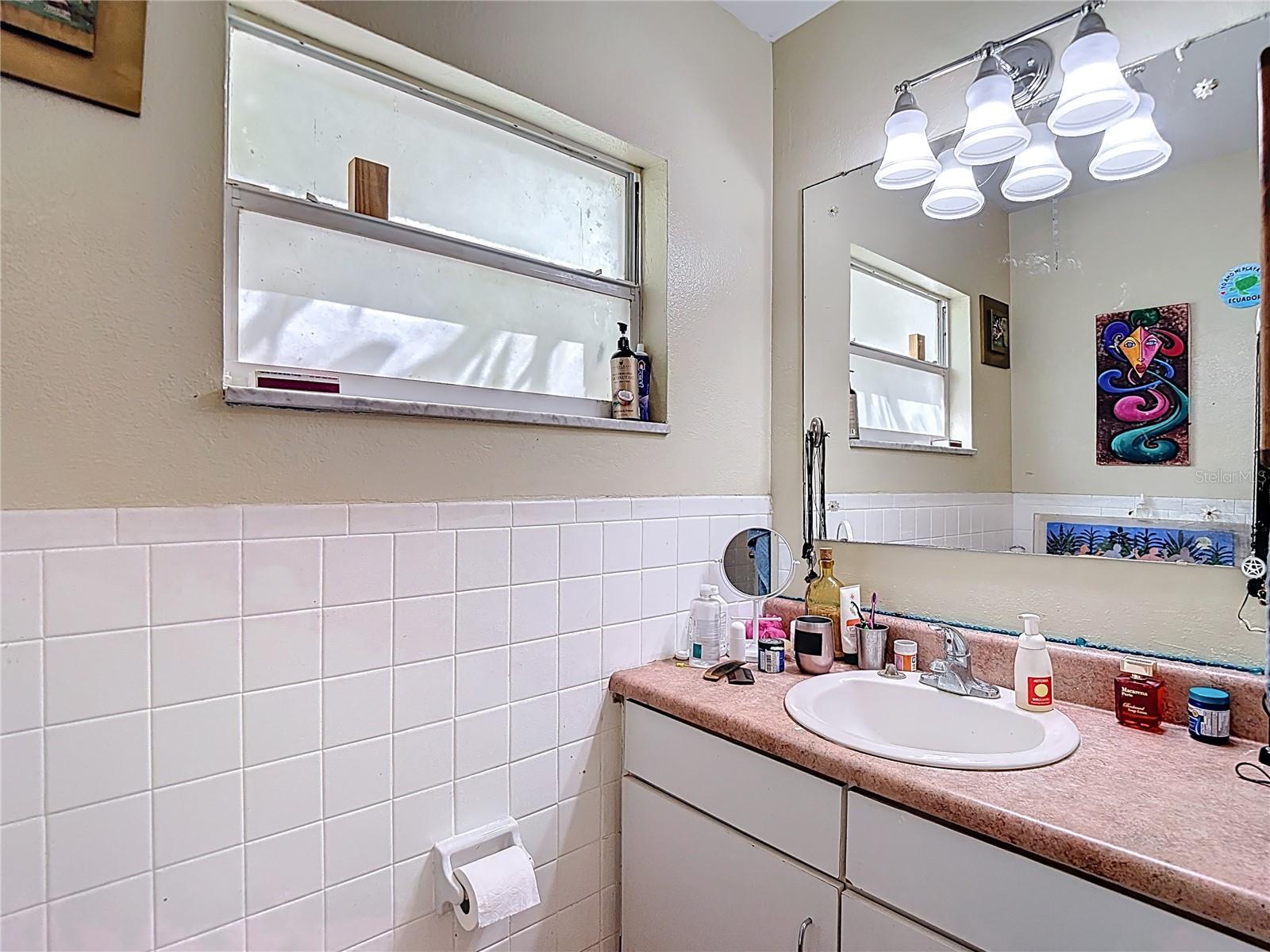 Image 27 of 64 For 201 Mason Street