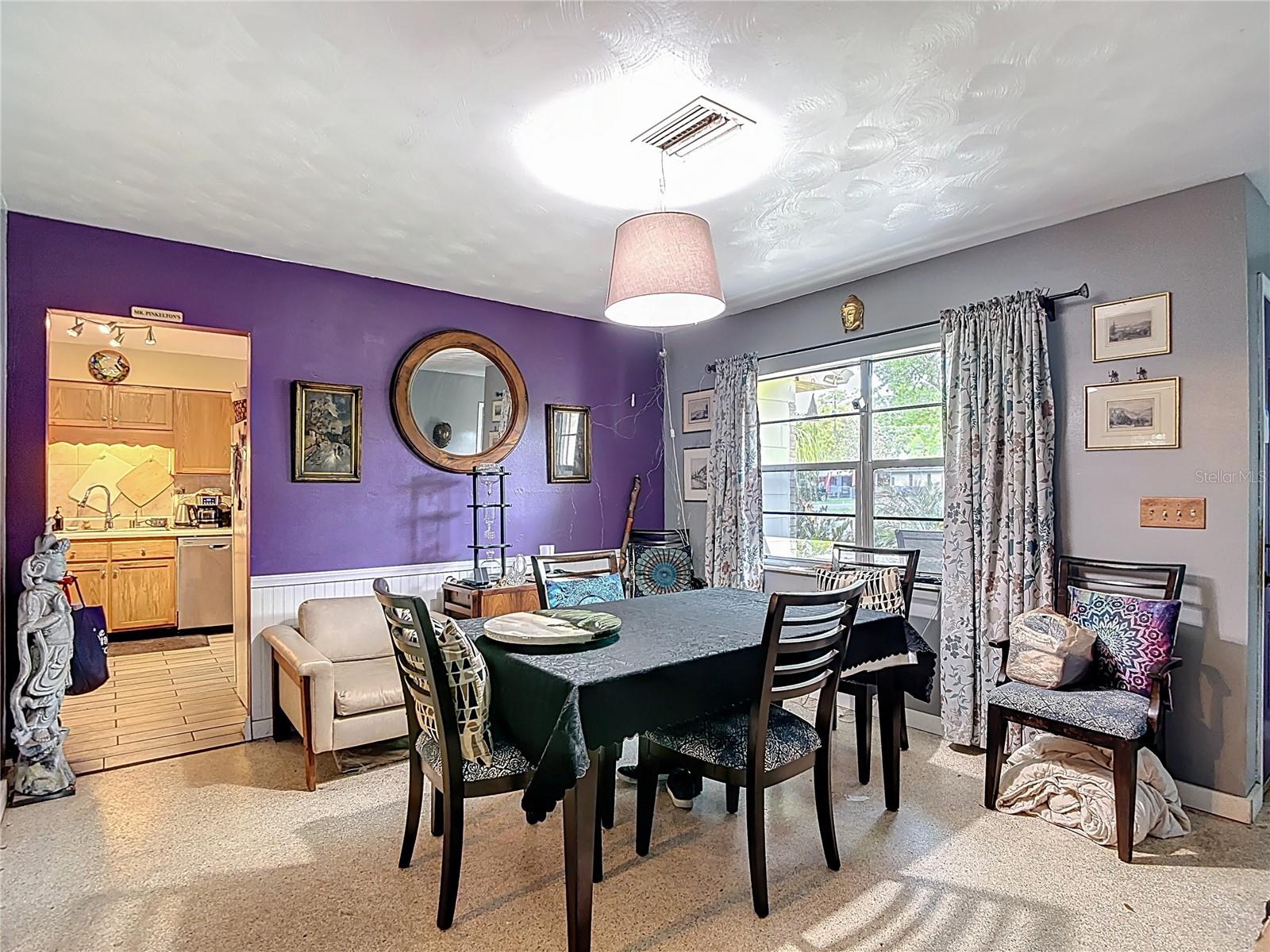 Image 6 of 64 For 201 Mason Street