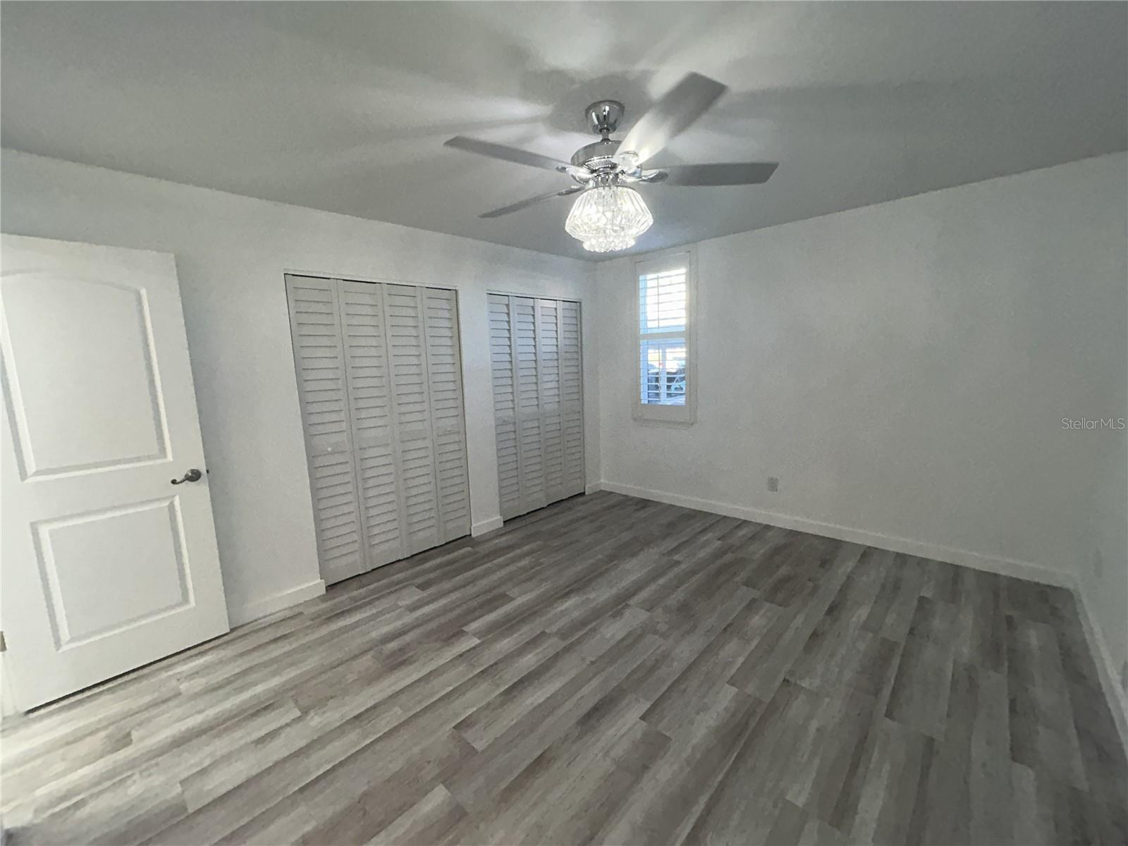 Image 15 of 53 For 7625 Sun Island Drive S 108