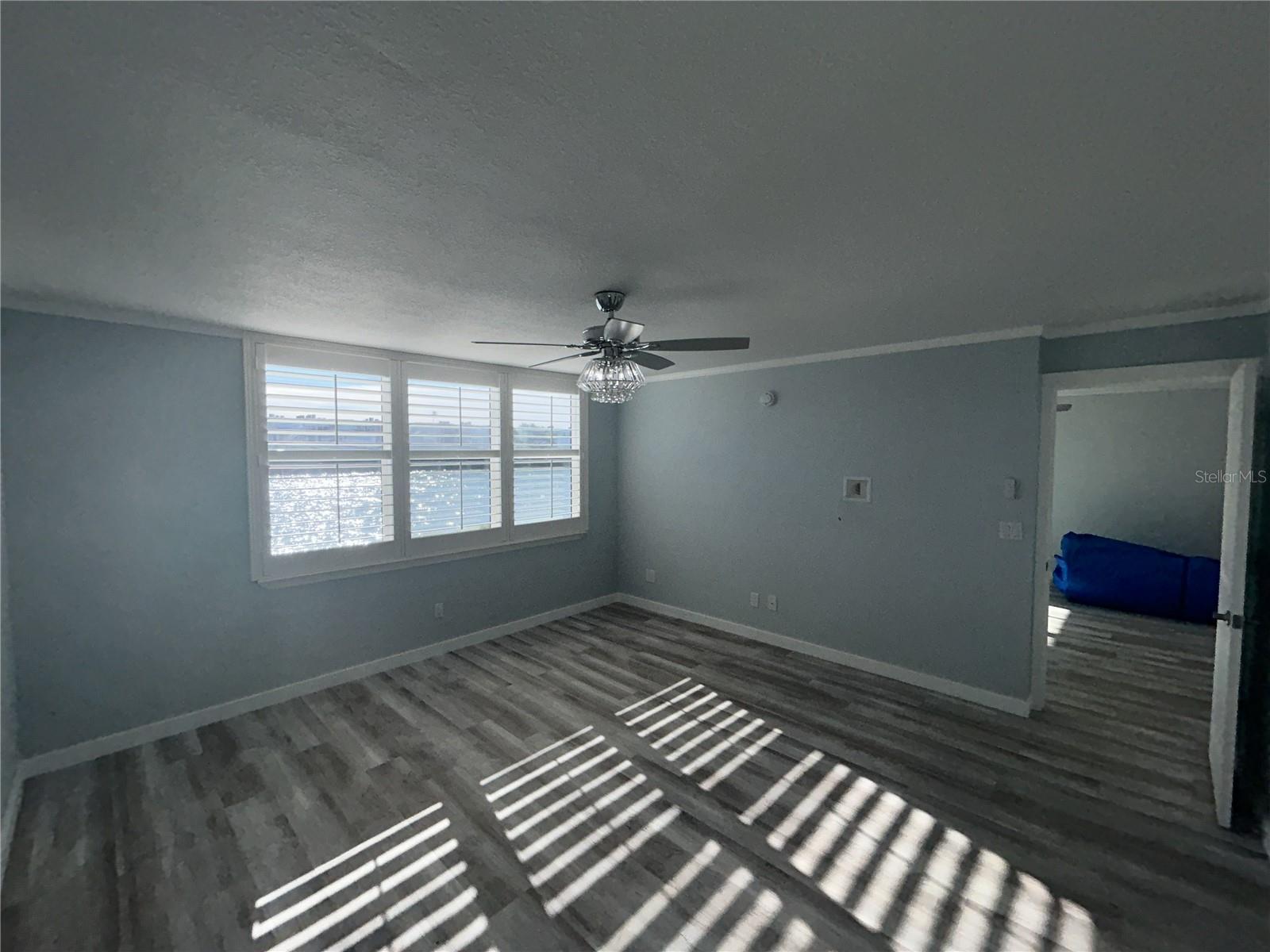 Image 20 of 53 For 7625 Sun Island Drive S 108