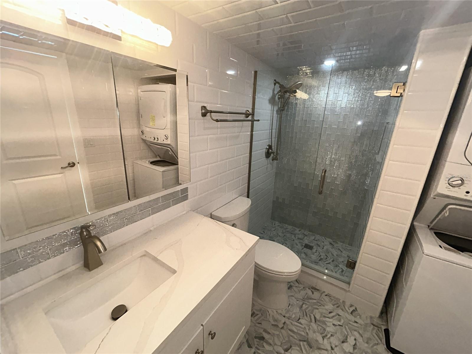 Image 24 of 53 For 7625 Sun Island Drive S 108