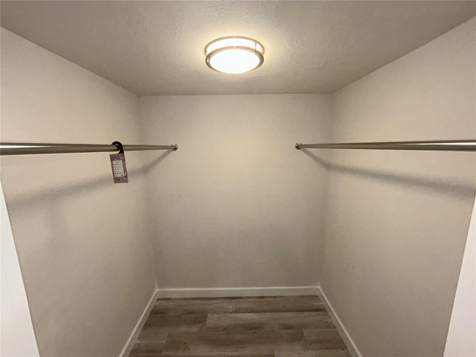 Image 25 of 53 For 7625 Sun Island Drive S 108